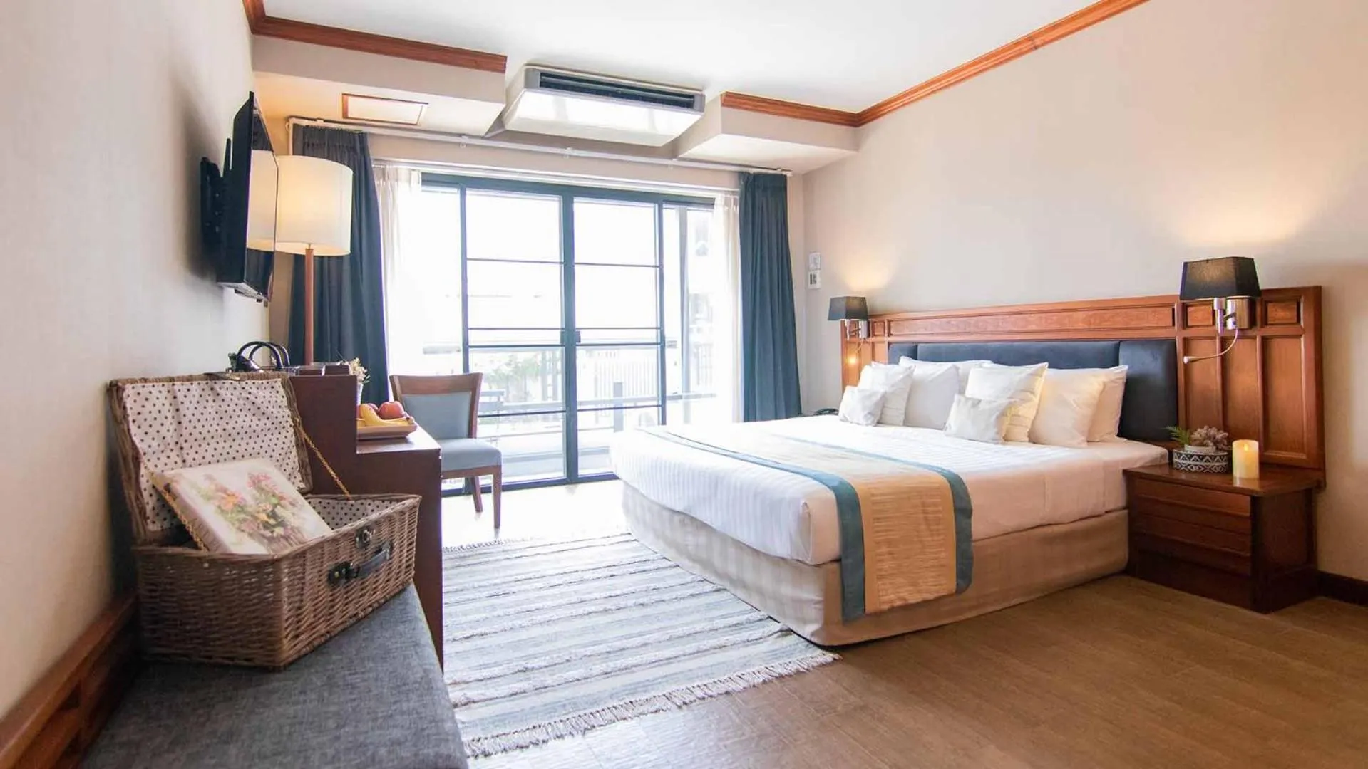 Bedroom, Bed in Tohsang Heritage Ubon Hotel