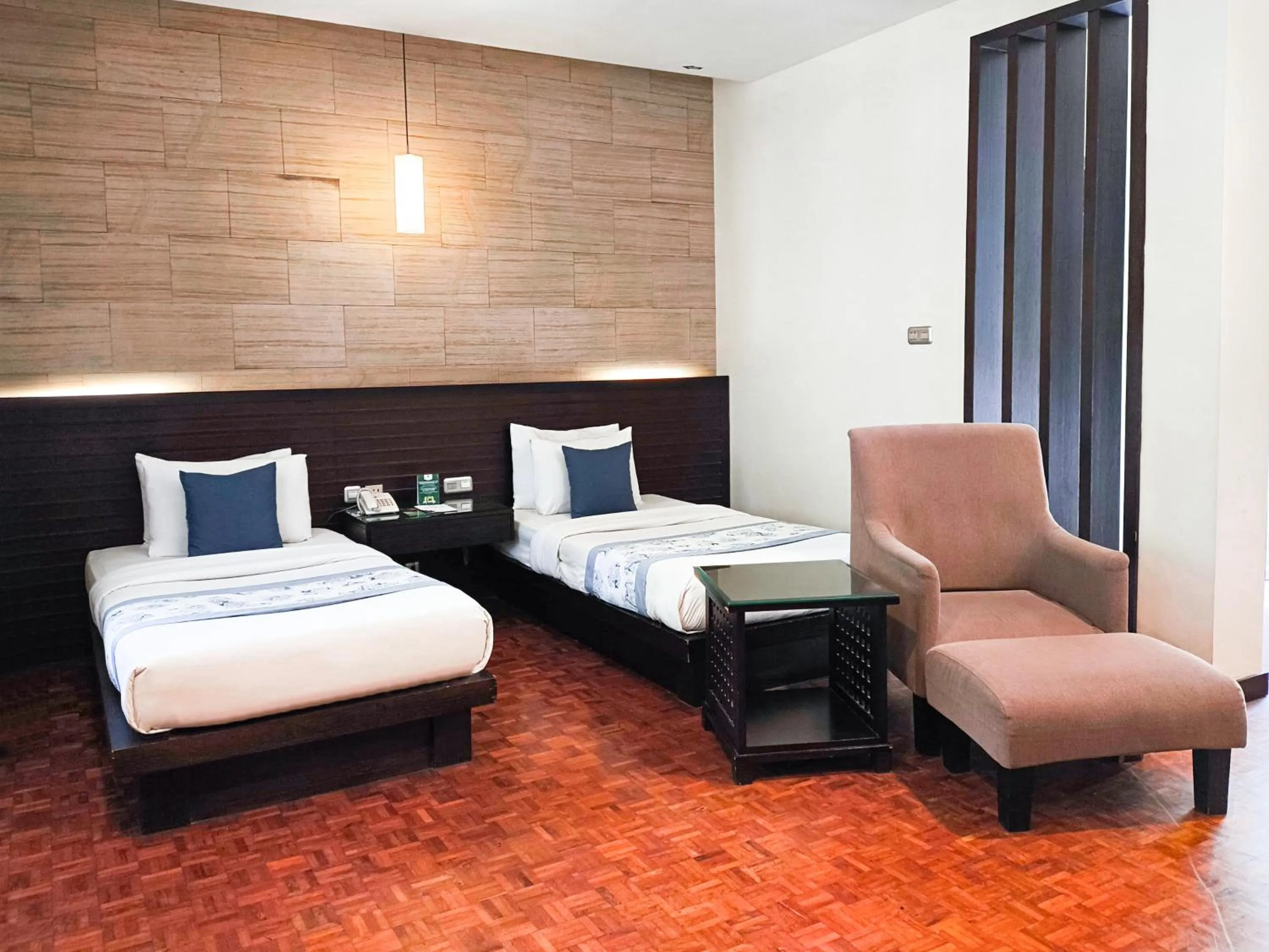 Bed in Puteri Gunung Hotel
