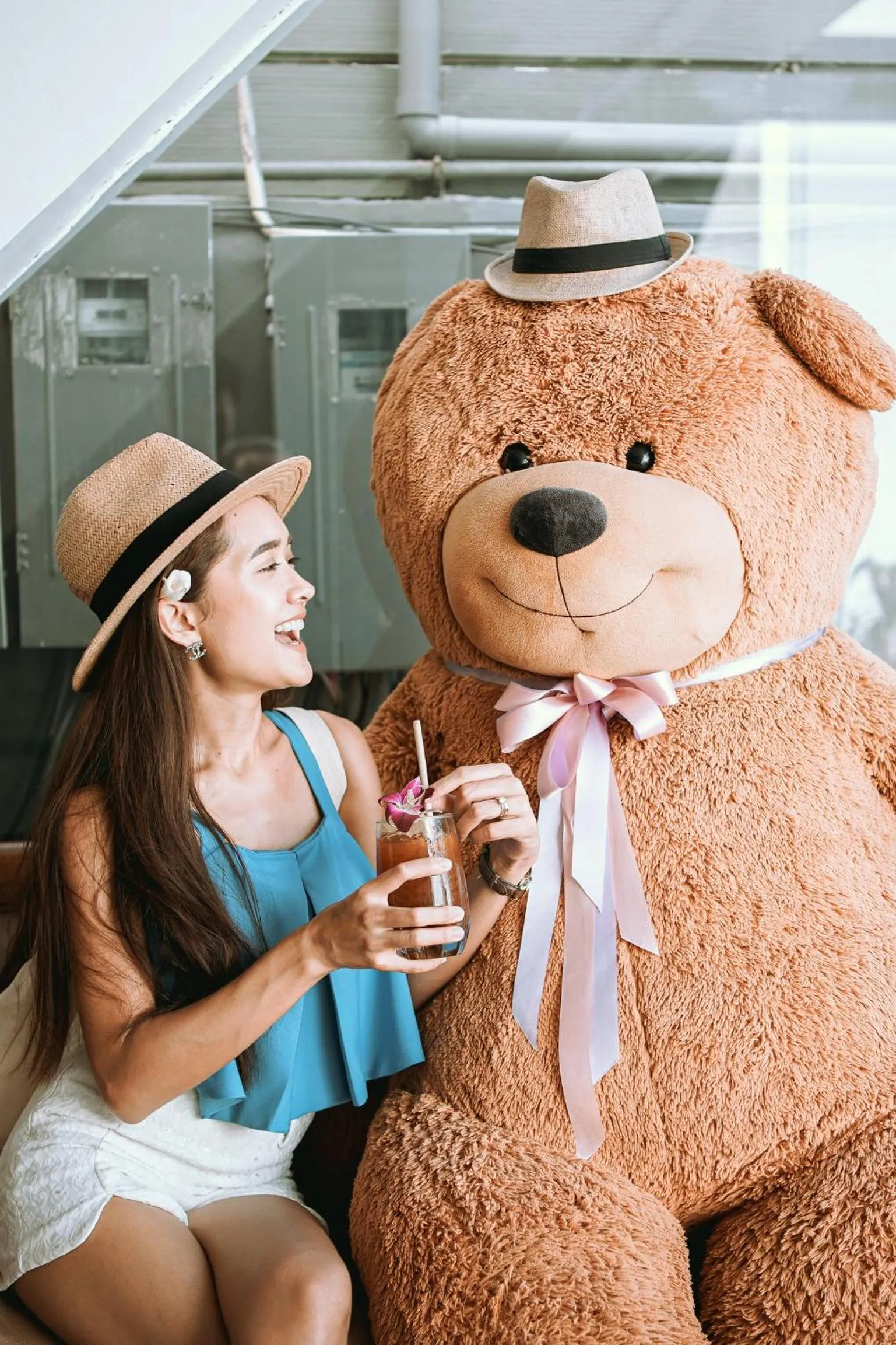 Lobby or reception in The Front Hotel and Apartments