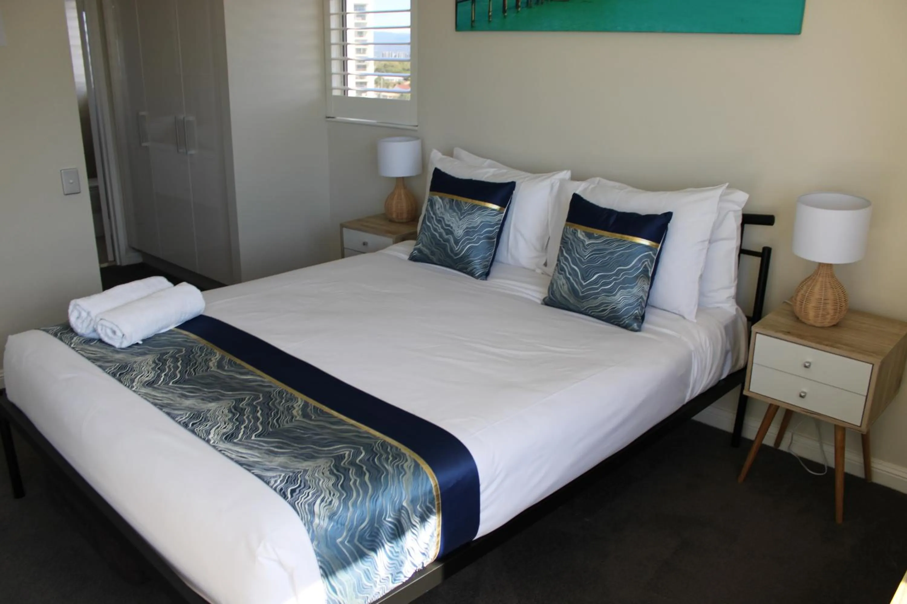 Bed in Marriner Views