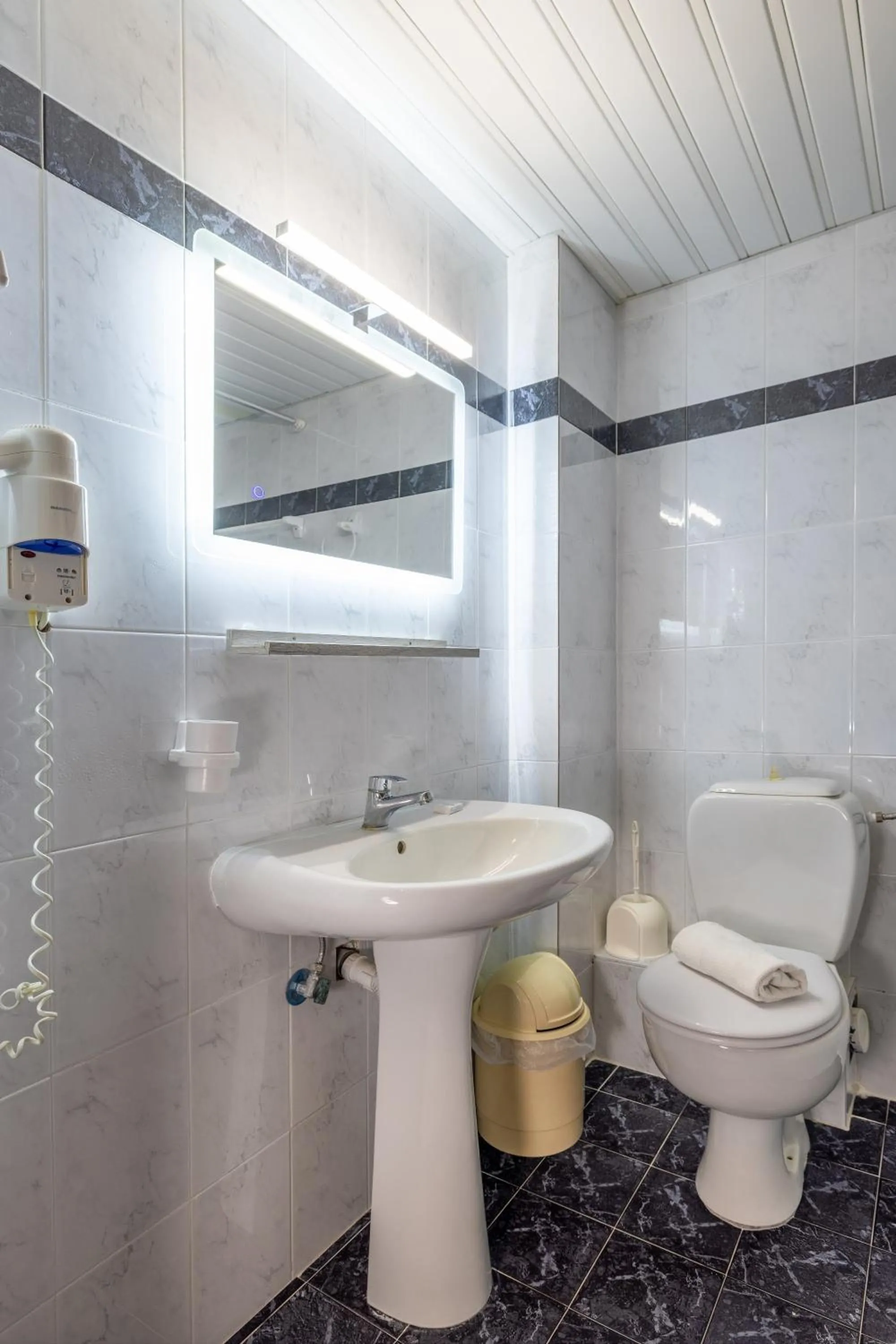 Bathroom in Porto Koukla Beach