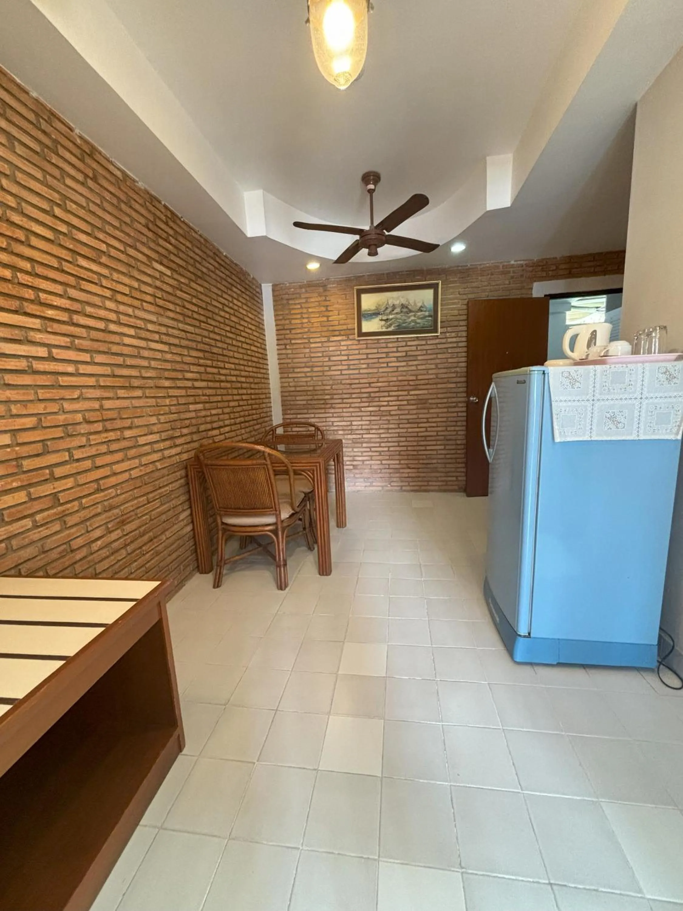 Dining area in Sunset Mansion