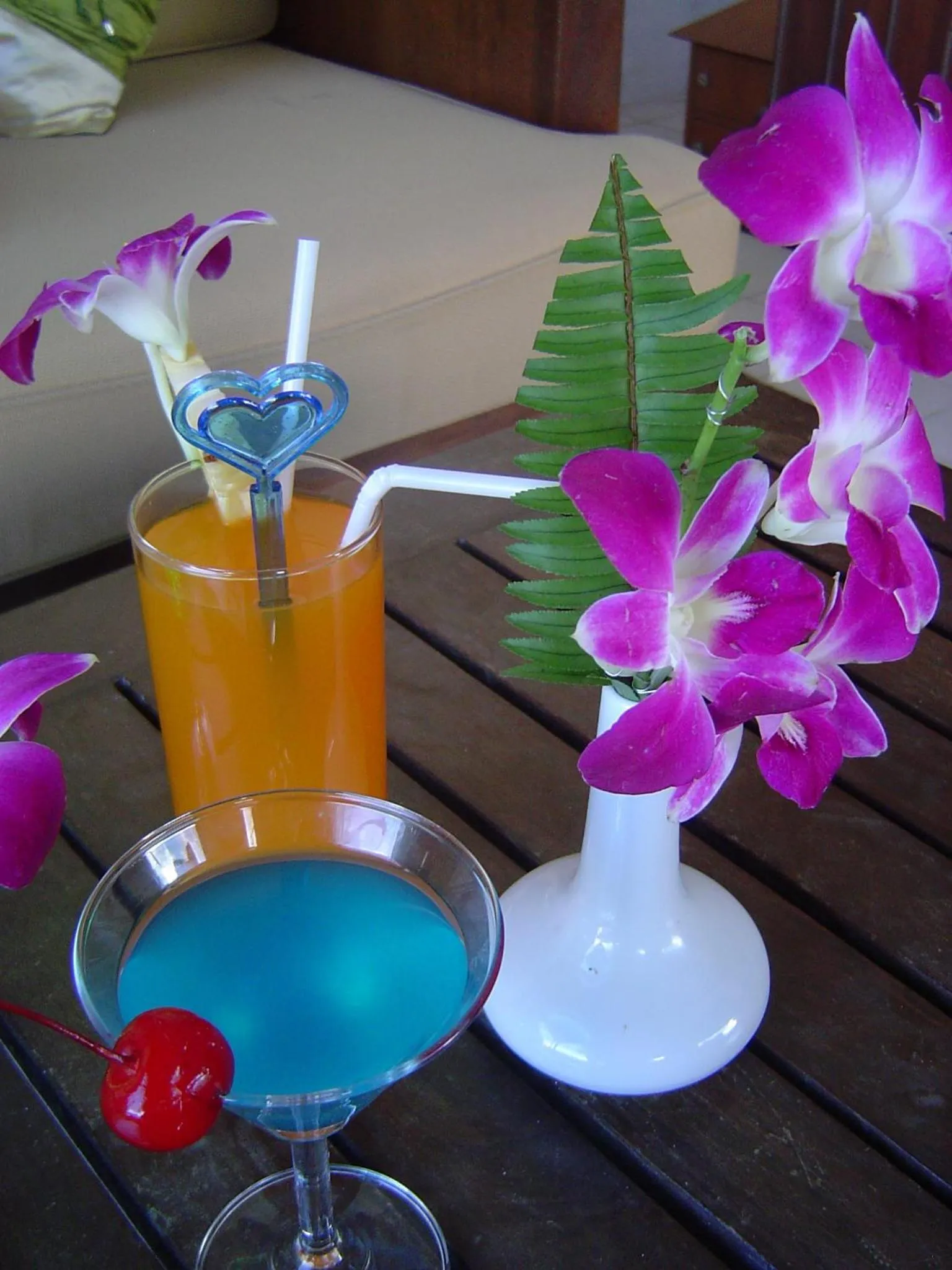 Drinks in Sunset Mansion