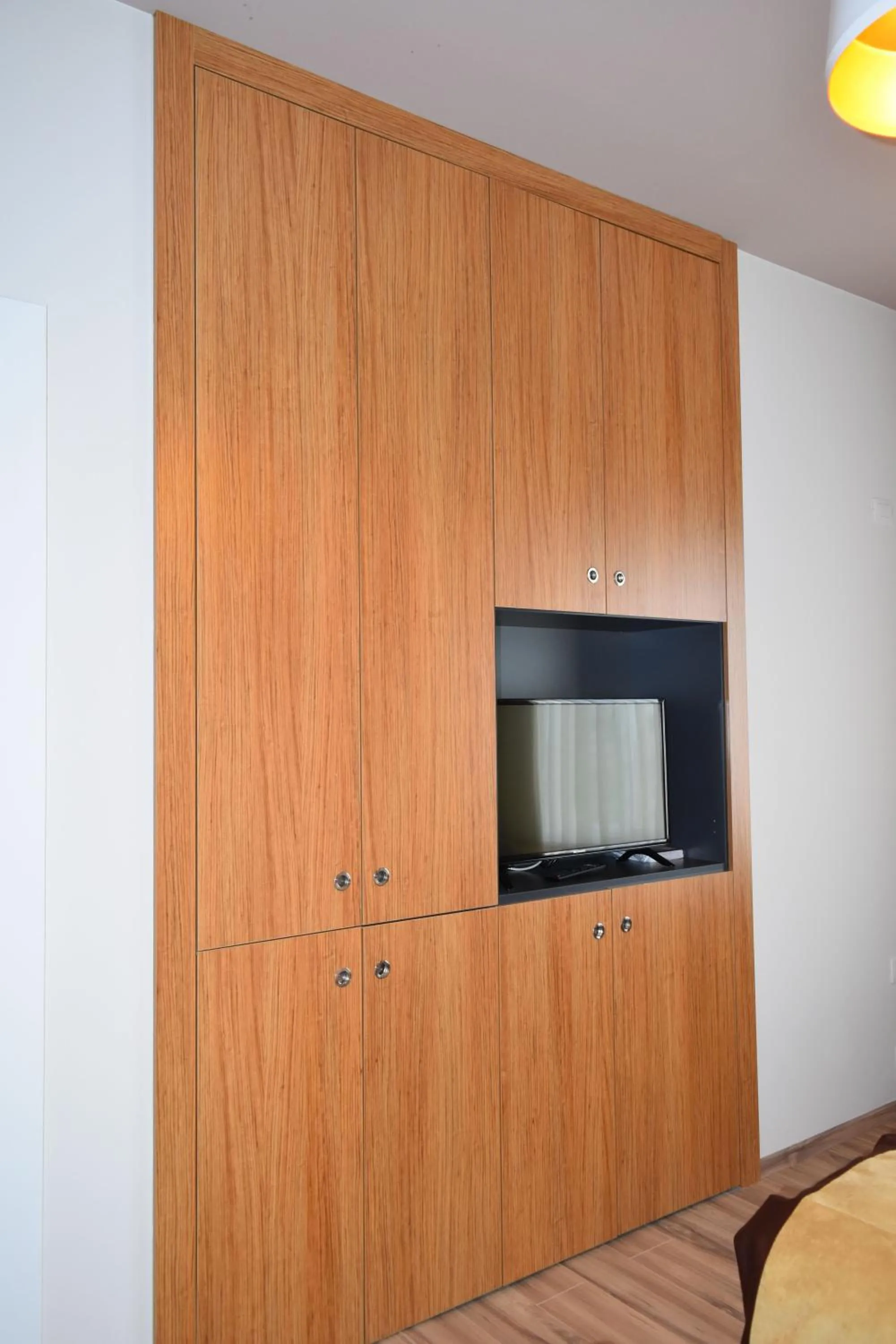 TV and multimedia in Hotel LISS 2