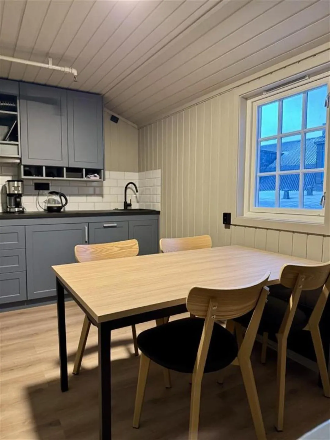 Dining area in Grønnbuene Rorbu Hotel