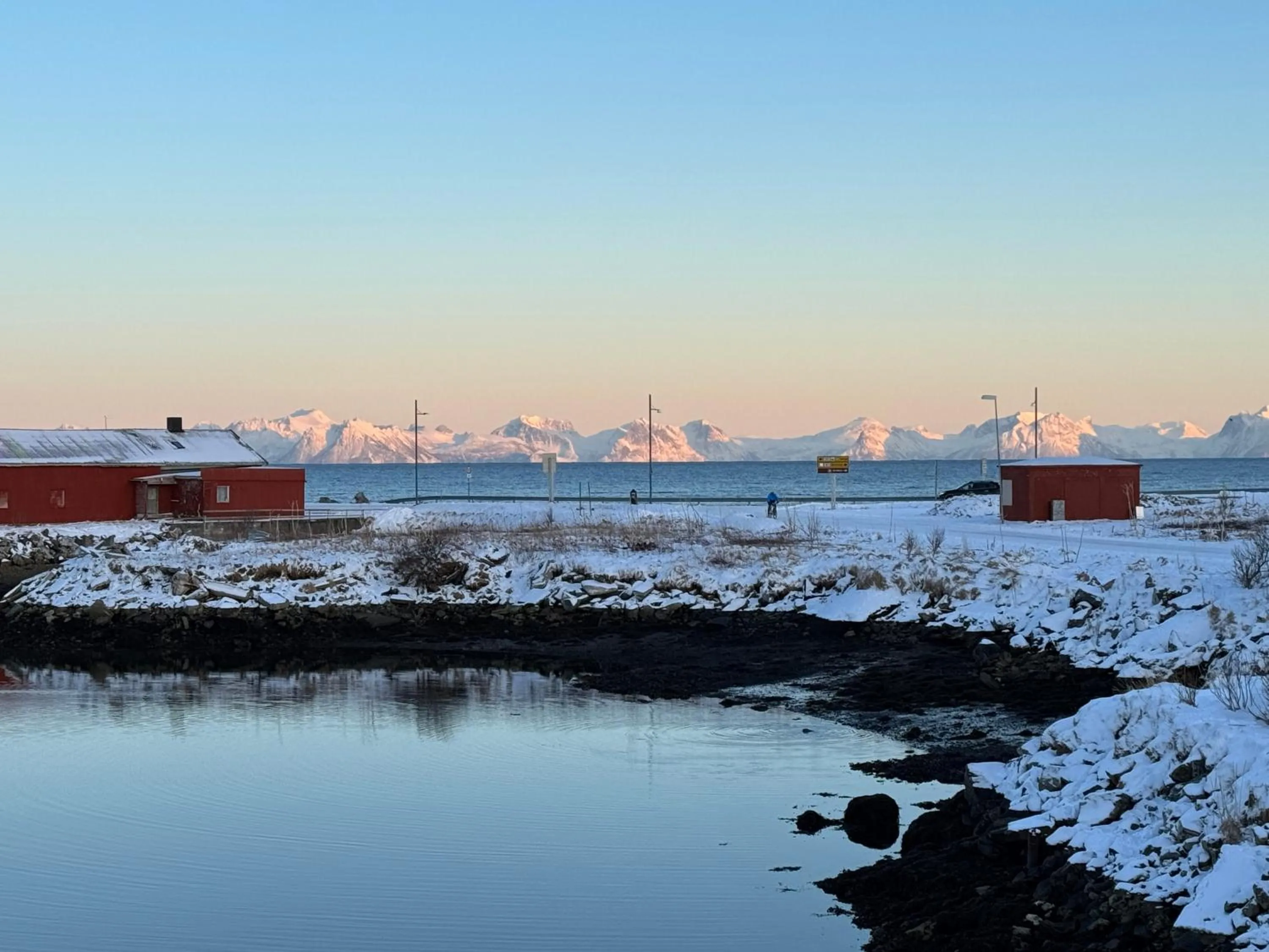 Winter in Grønnbuene Rorbu Hotel