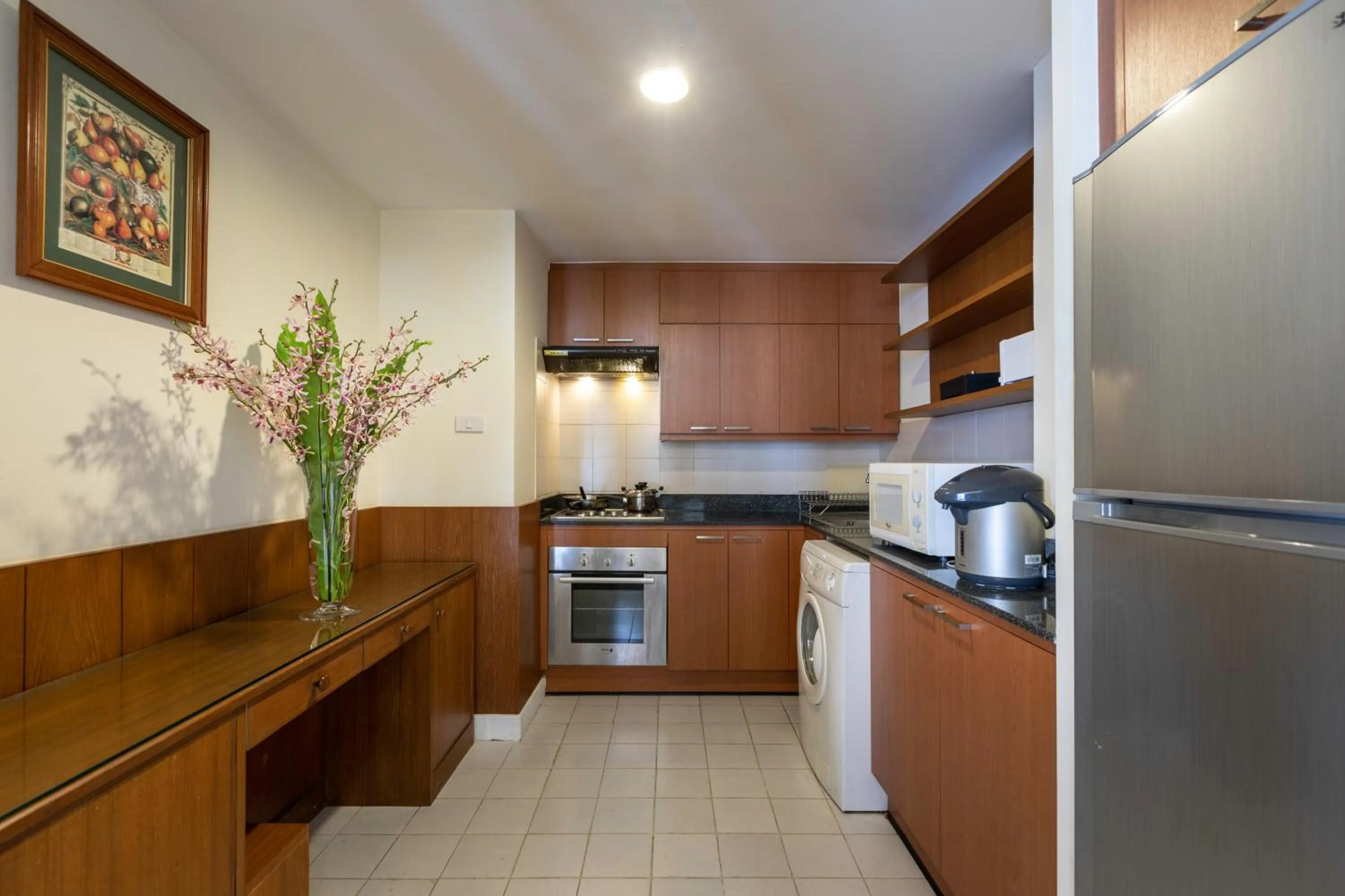 Kitchen or kitchenette in Kantary House Hotel, Bangkok
