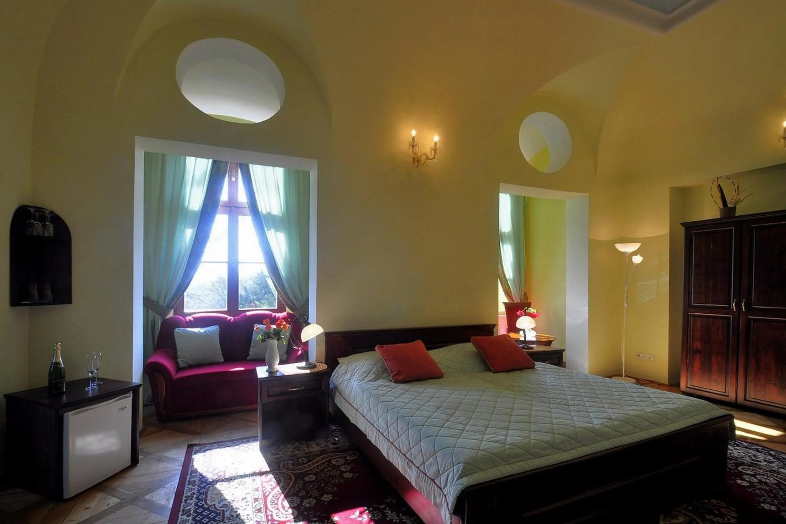 Bedroom, Bed in Zamek Cerveny Hradek