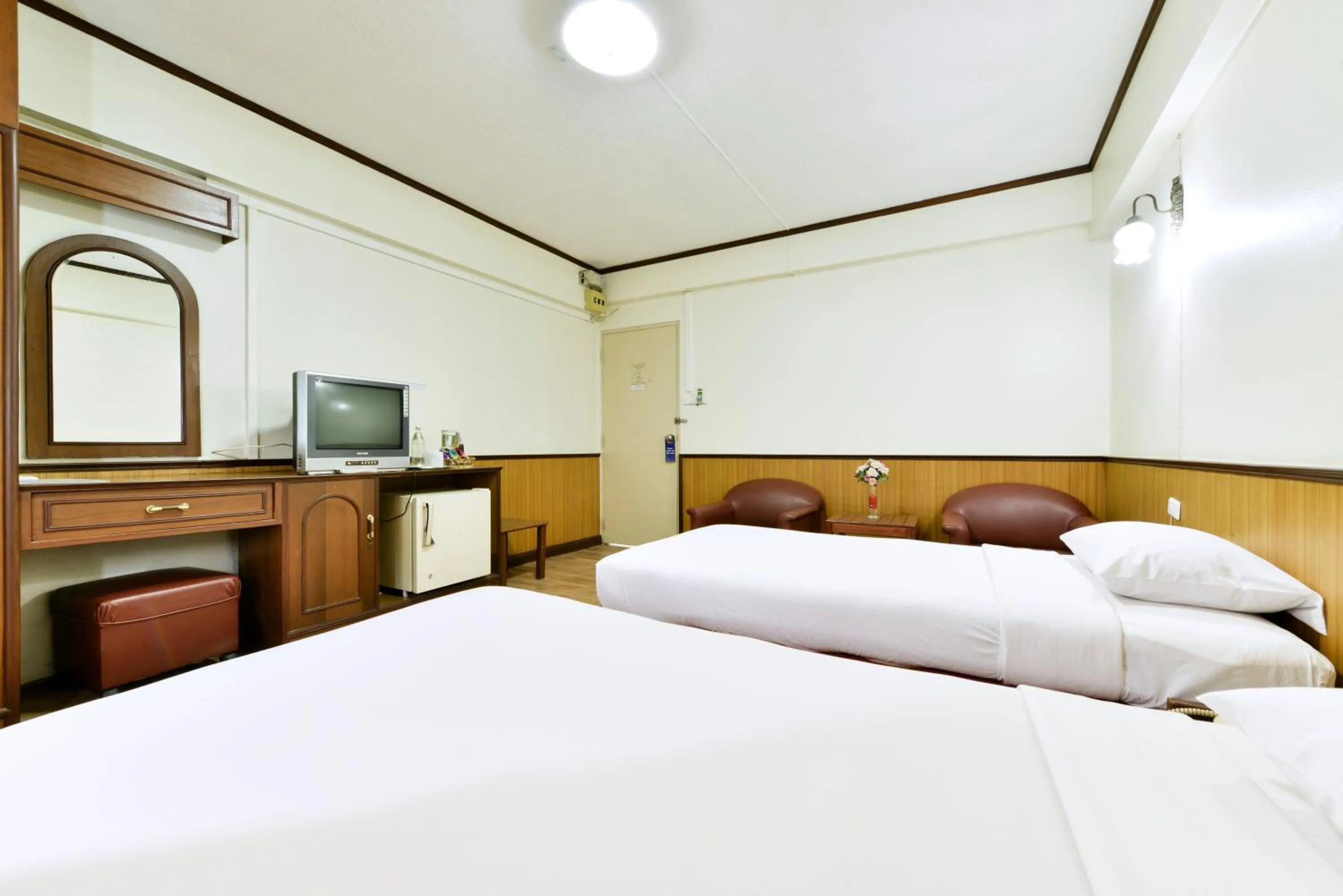 Bed in Nice Palace Hotel