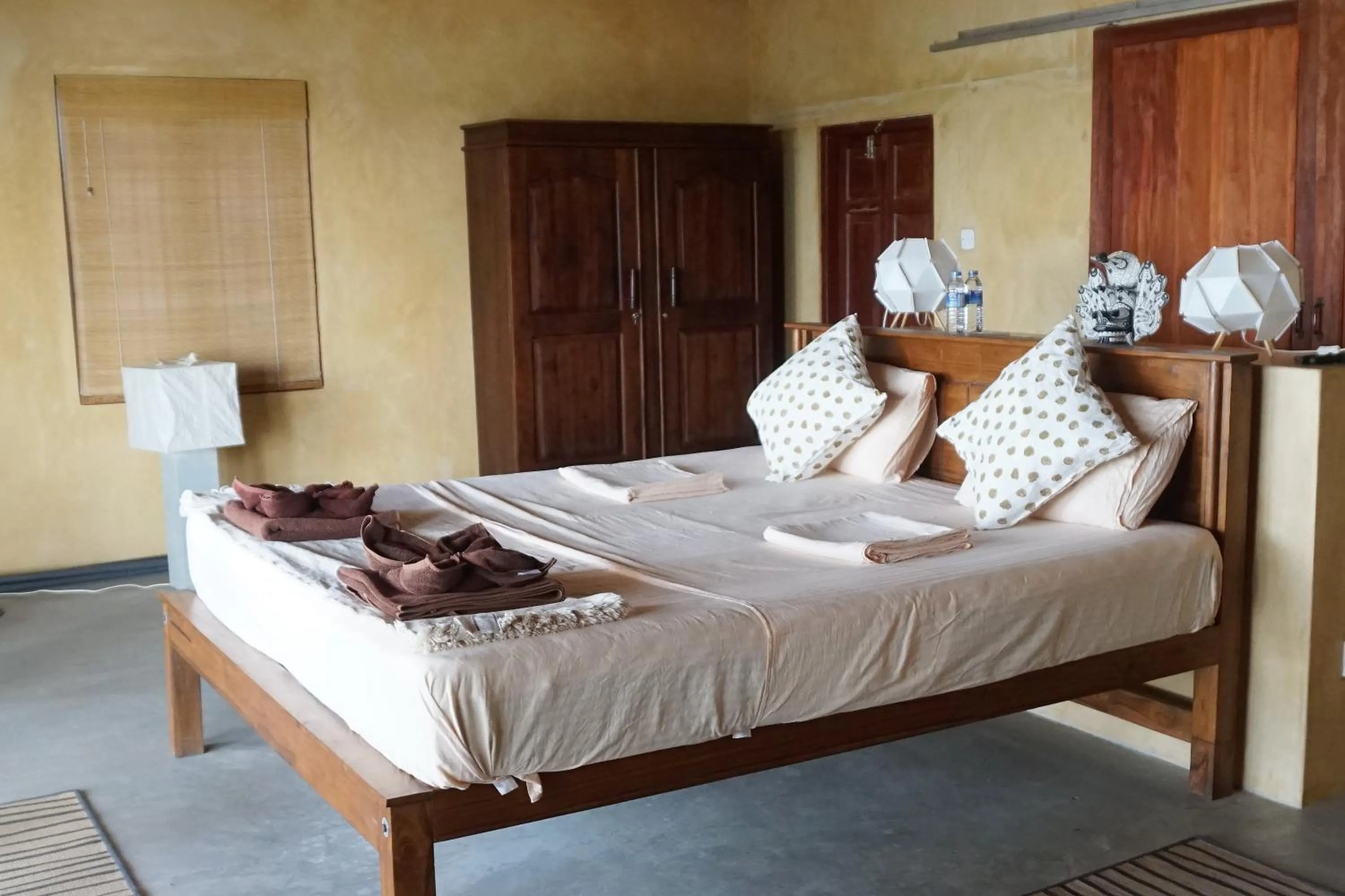 Bed in Kitelantis Hotel and Resort