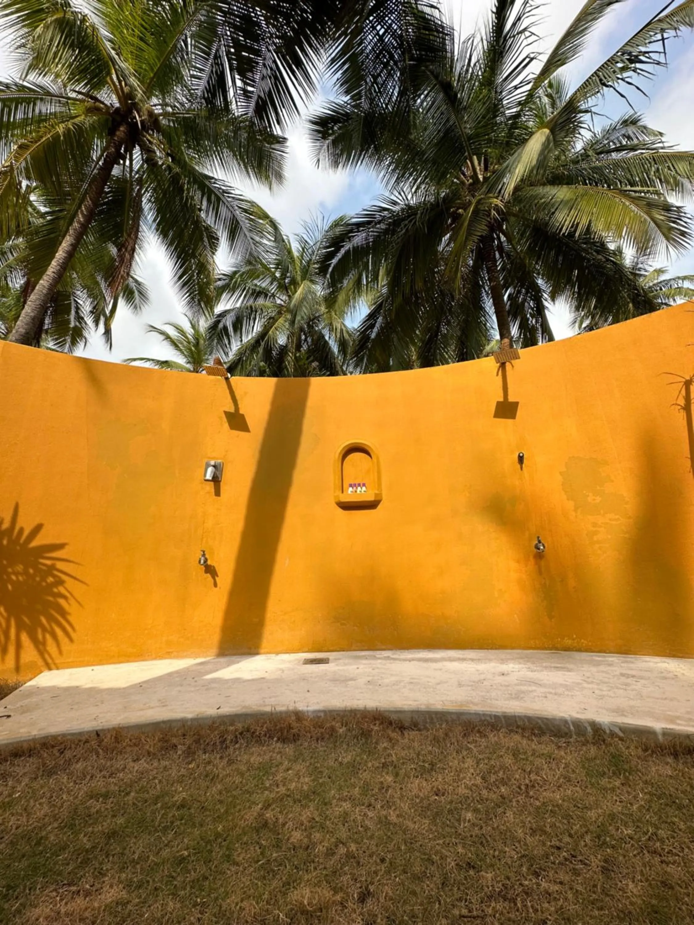 Kitelantis Hotel and Resort