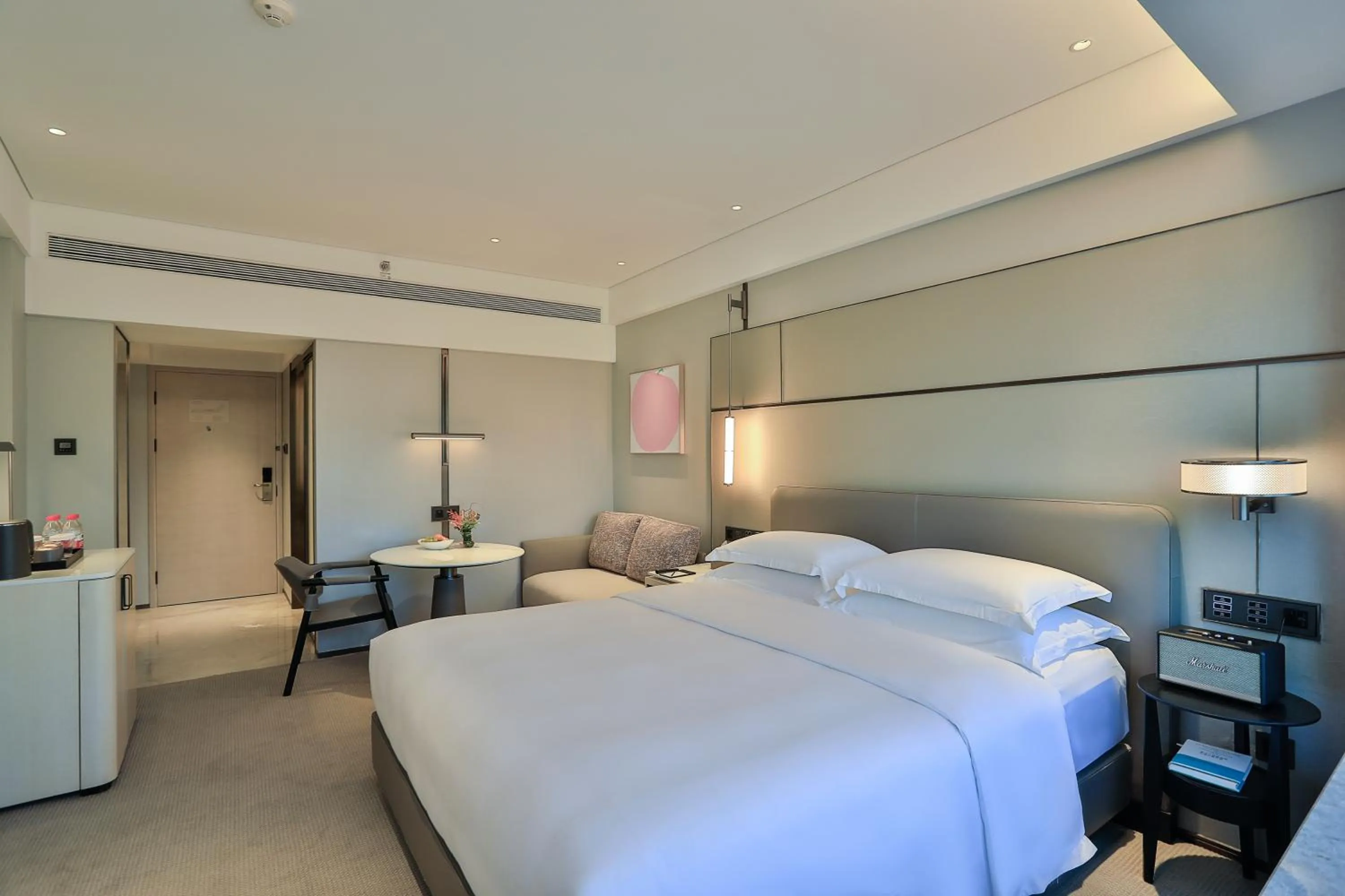 Bed in Narada Grand Hotel Zhejiang