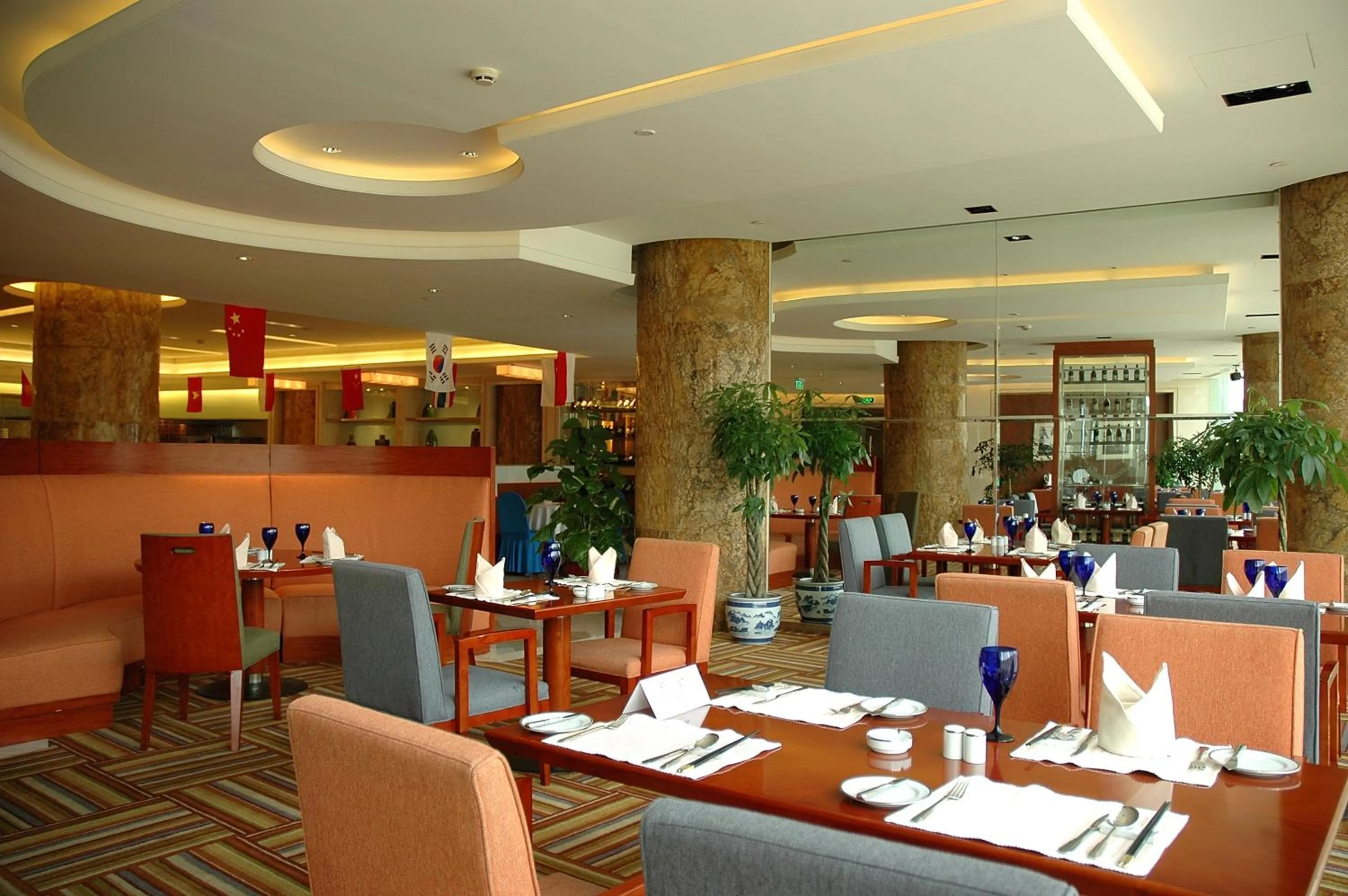 Restaurant/places to eat in Narada Grand Hotel Zhejiang