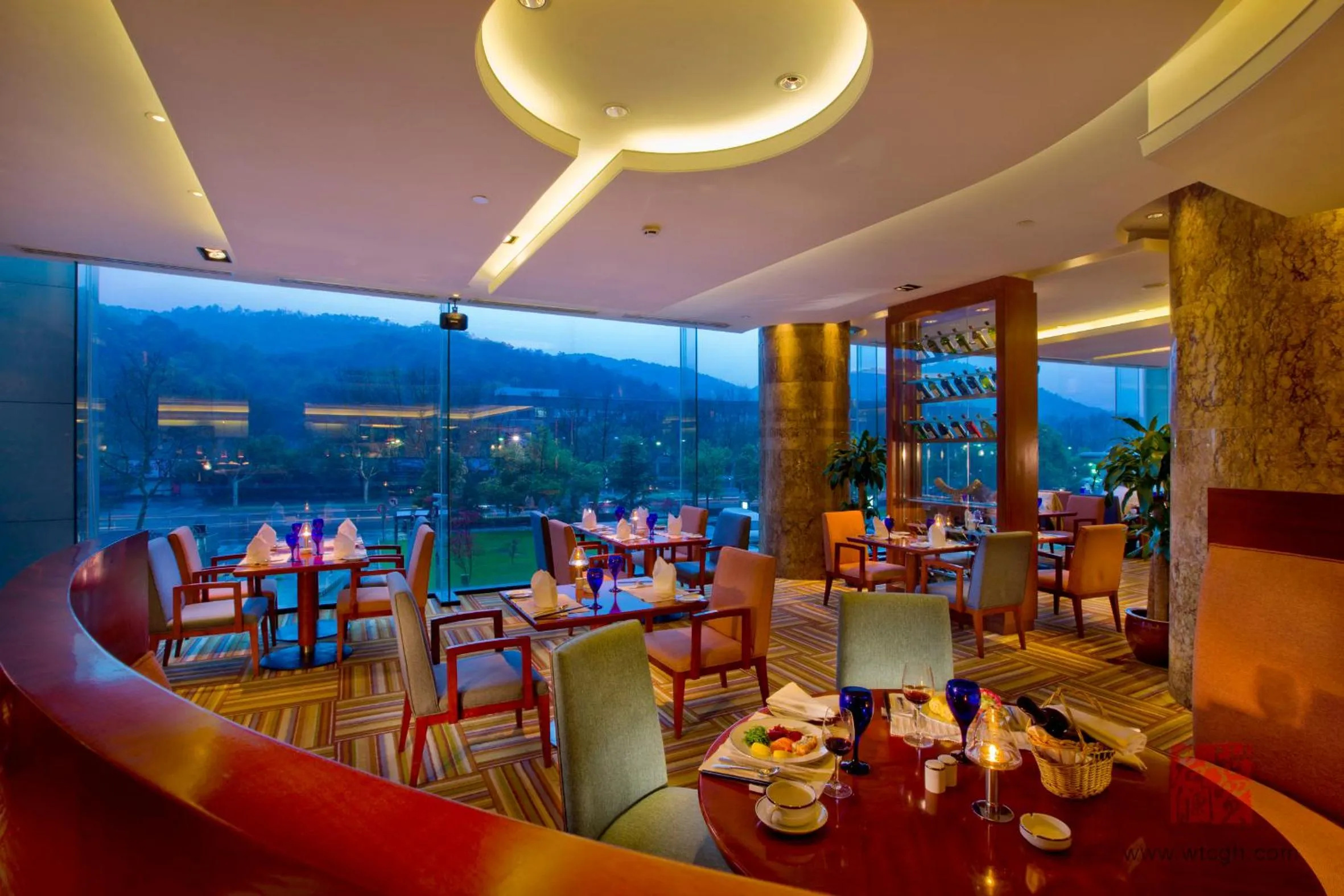 Restaurant/places to eat in Narada Grand Hotel Zhejiang