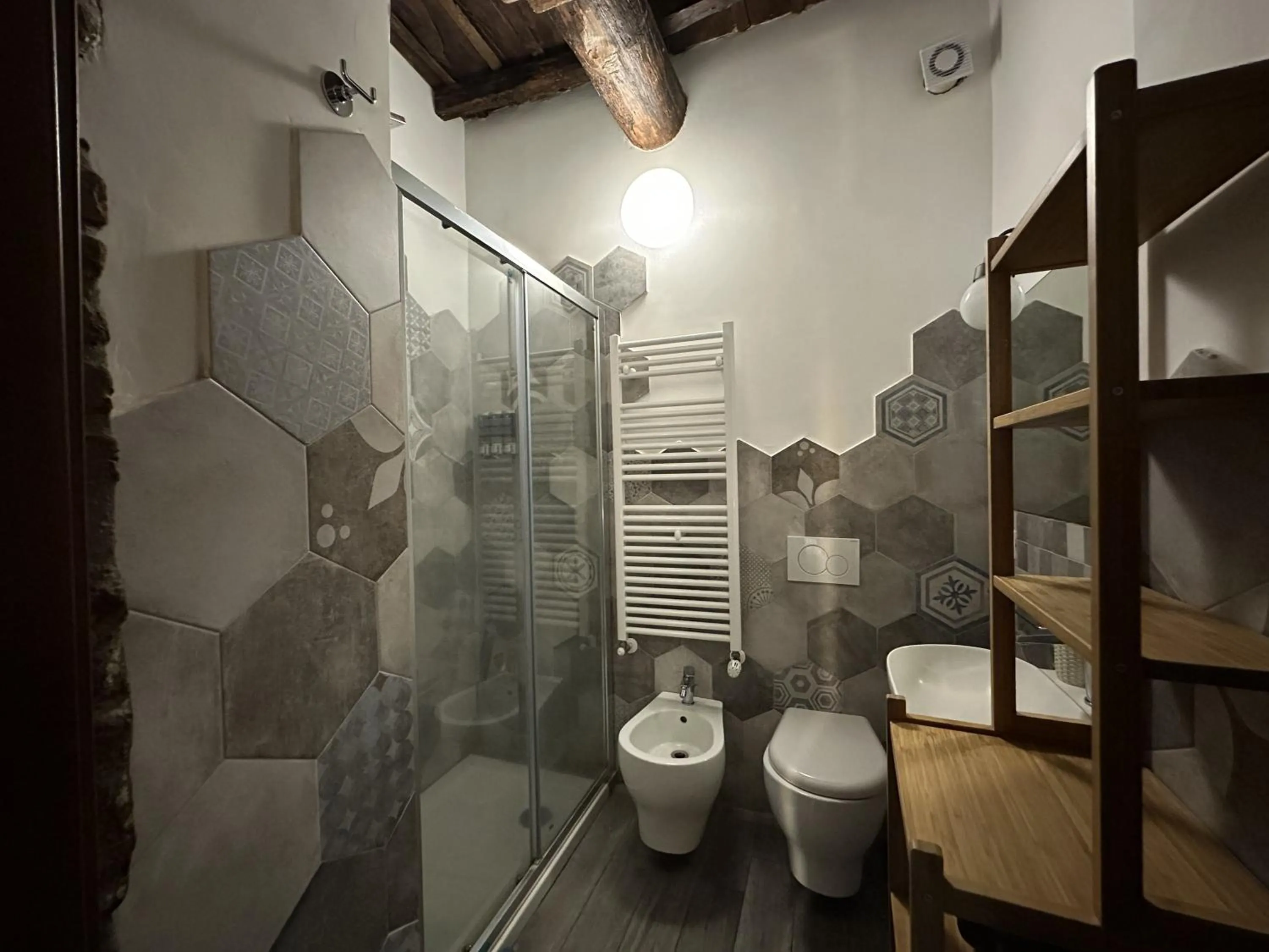 Shower in Al Cardinale