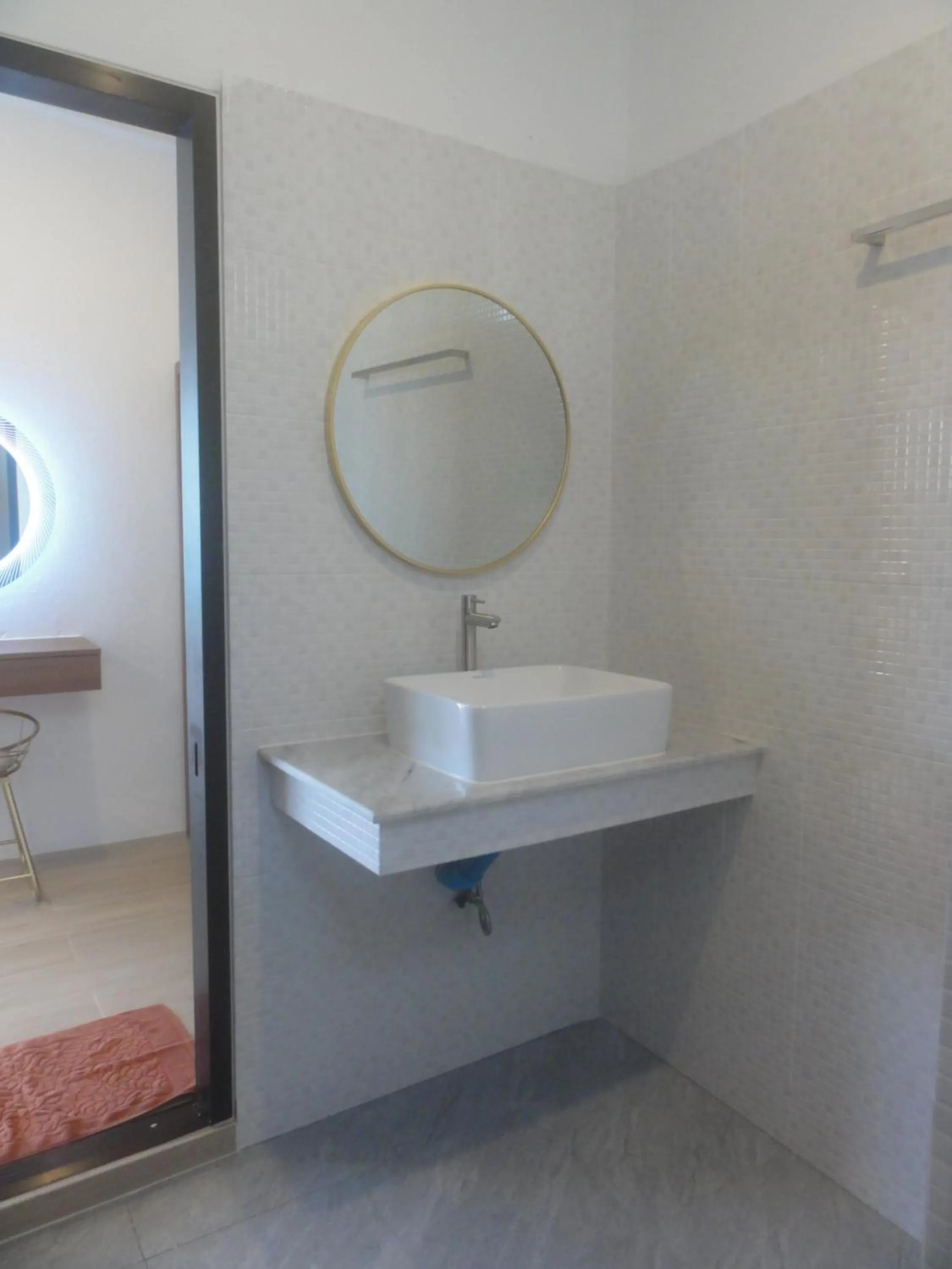 Bathroom in High Life Bungalow