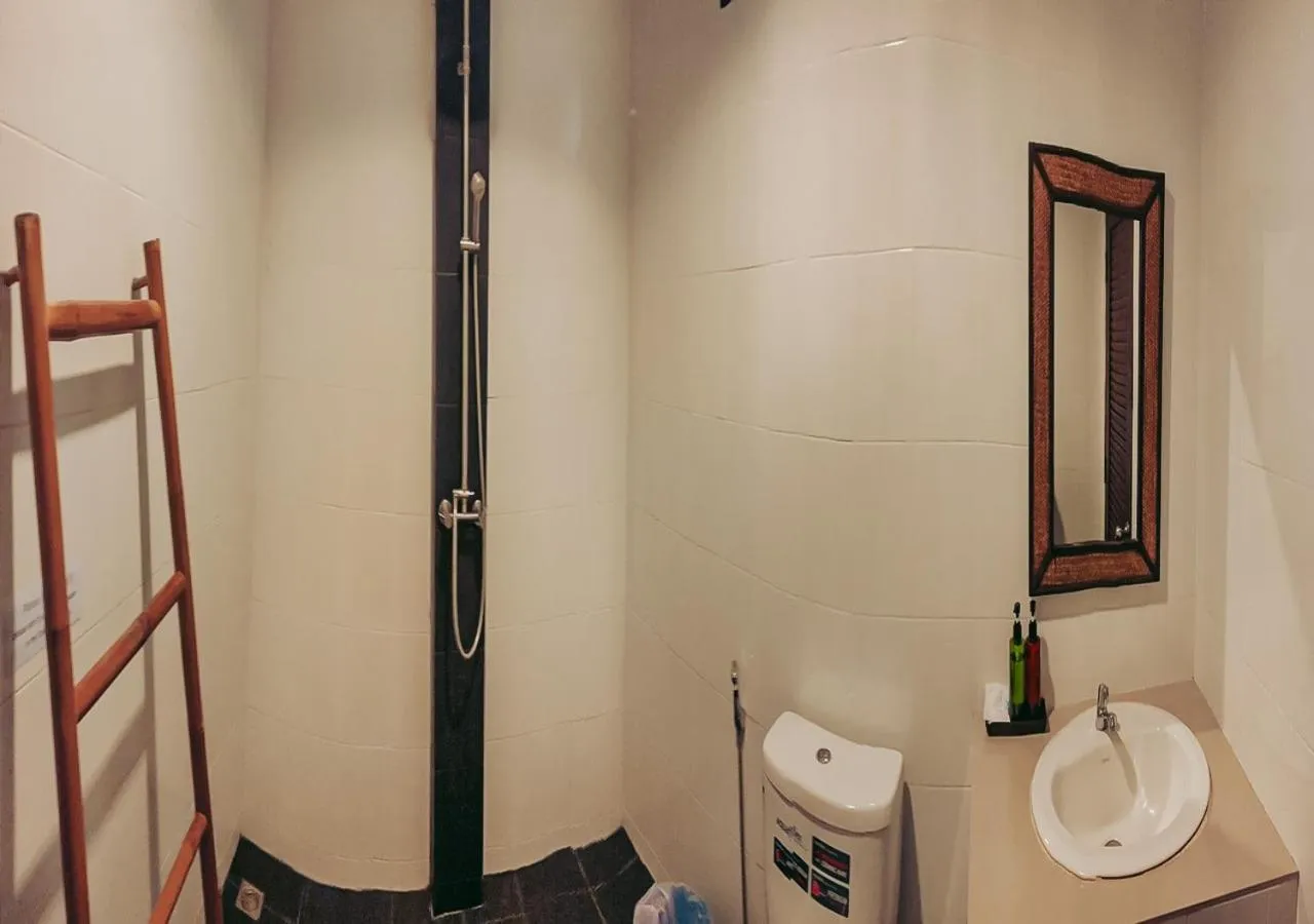 Bathroom in High Life Bungalow