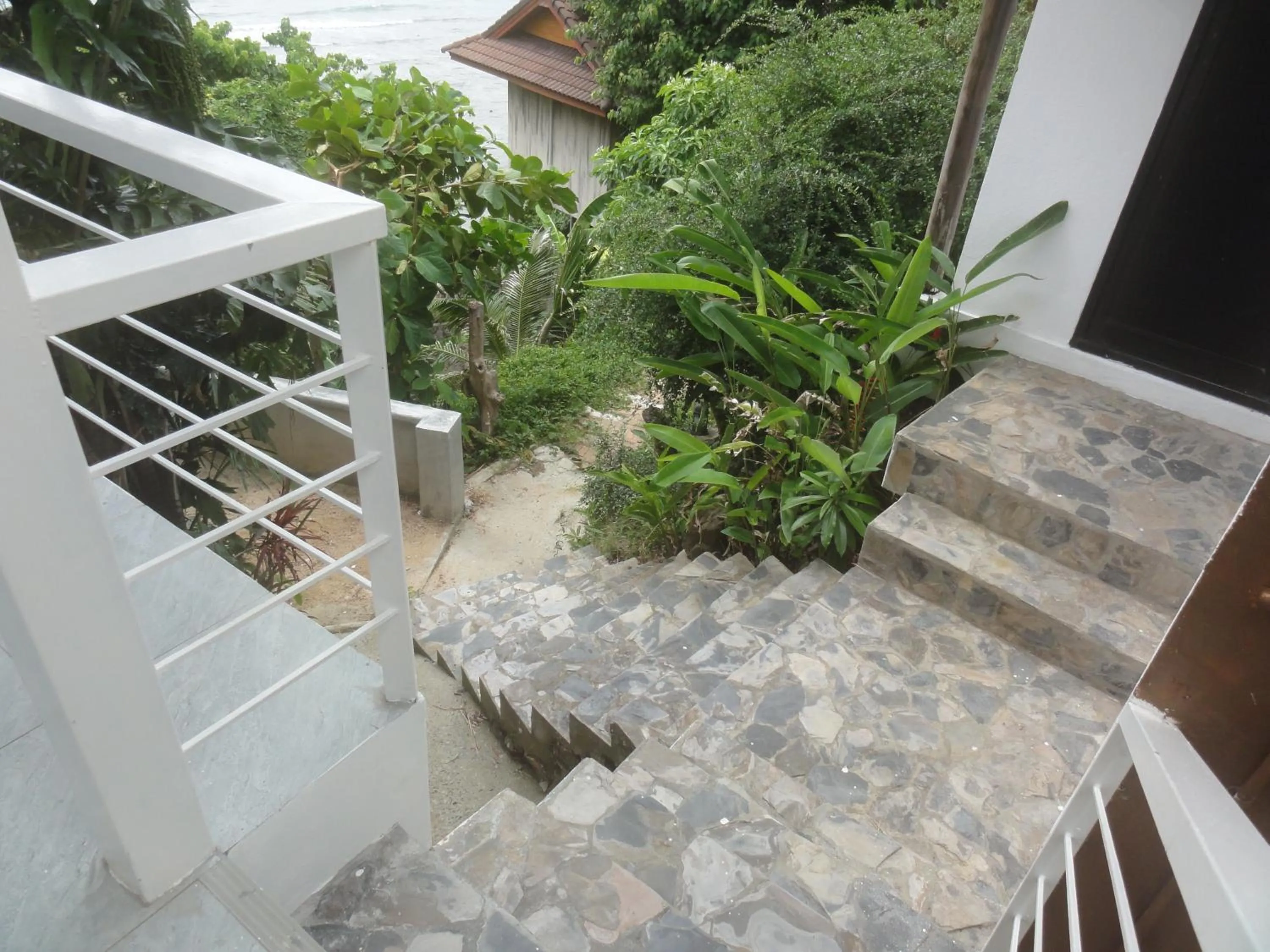 Facade/entrance in High Life Bungalow