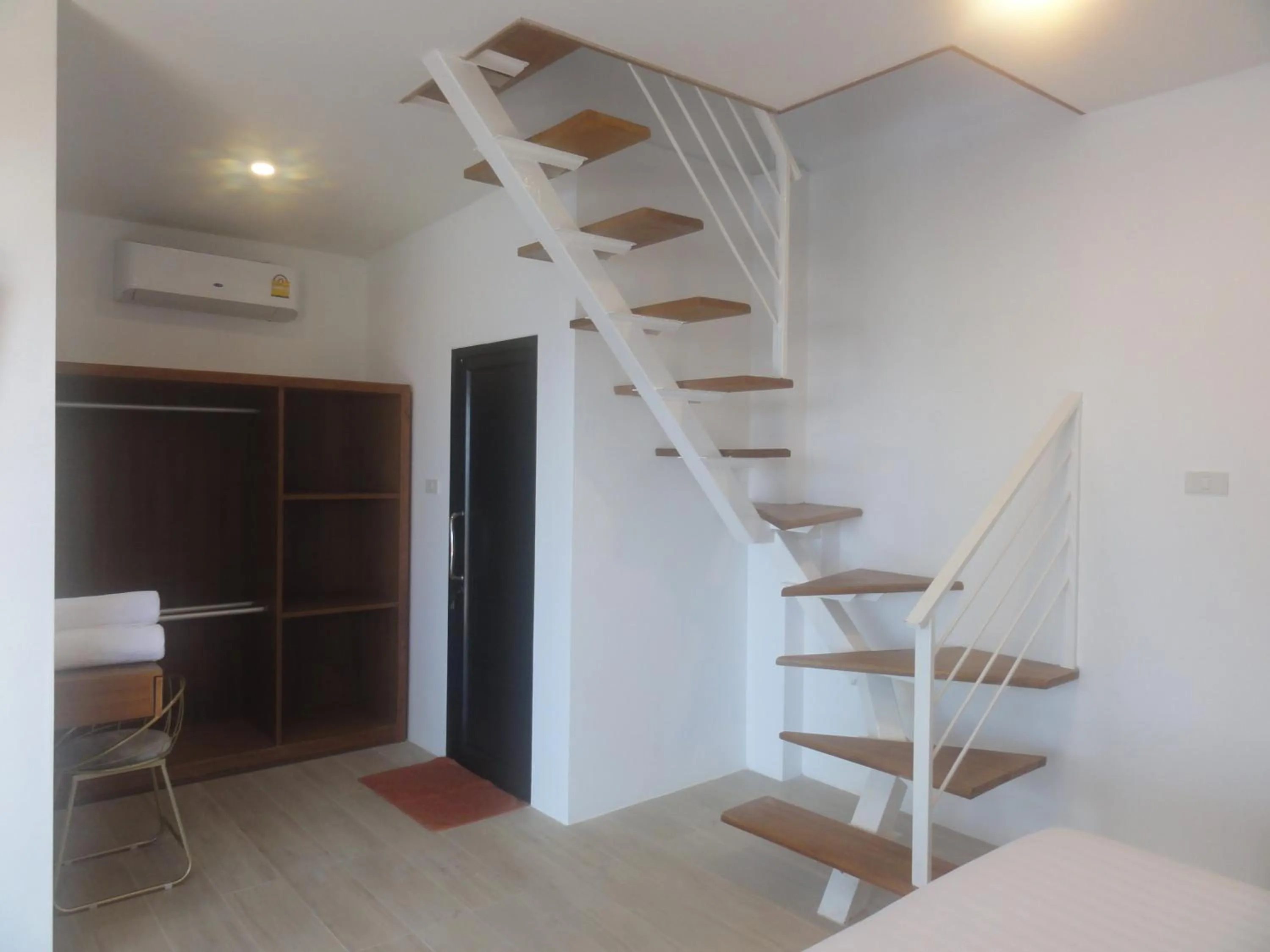 Area and facilities in High Life Bungalow