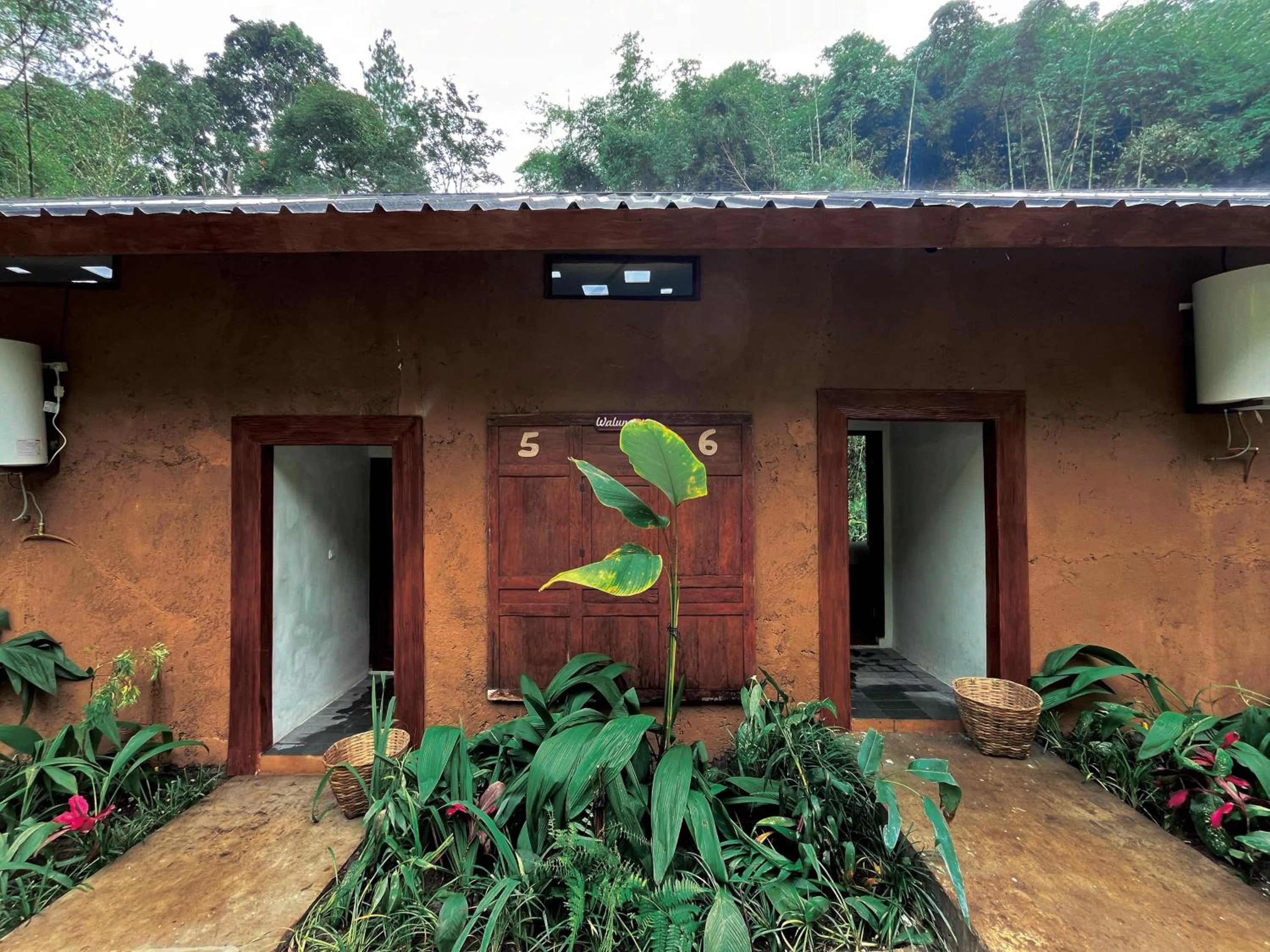 Property building in Imah Seniman