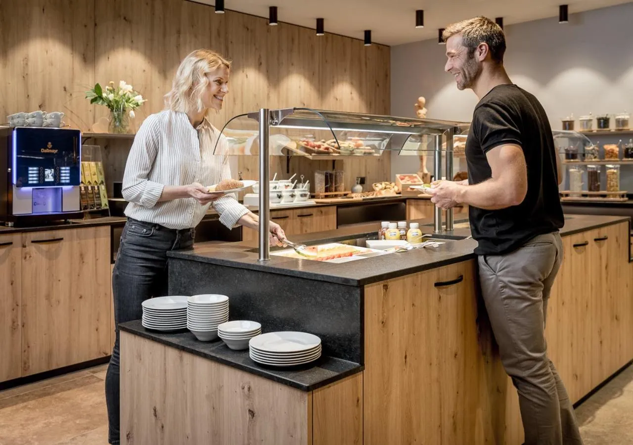 Food and drinks in Alpin Art & Spa Hotel Naudererhof Superior