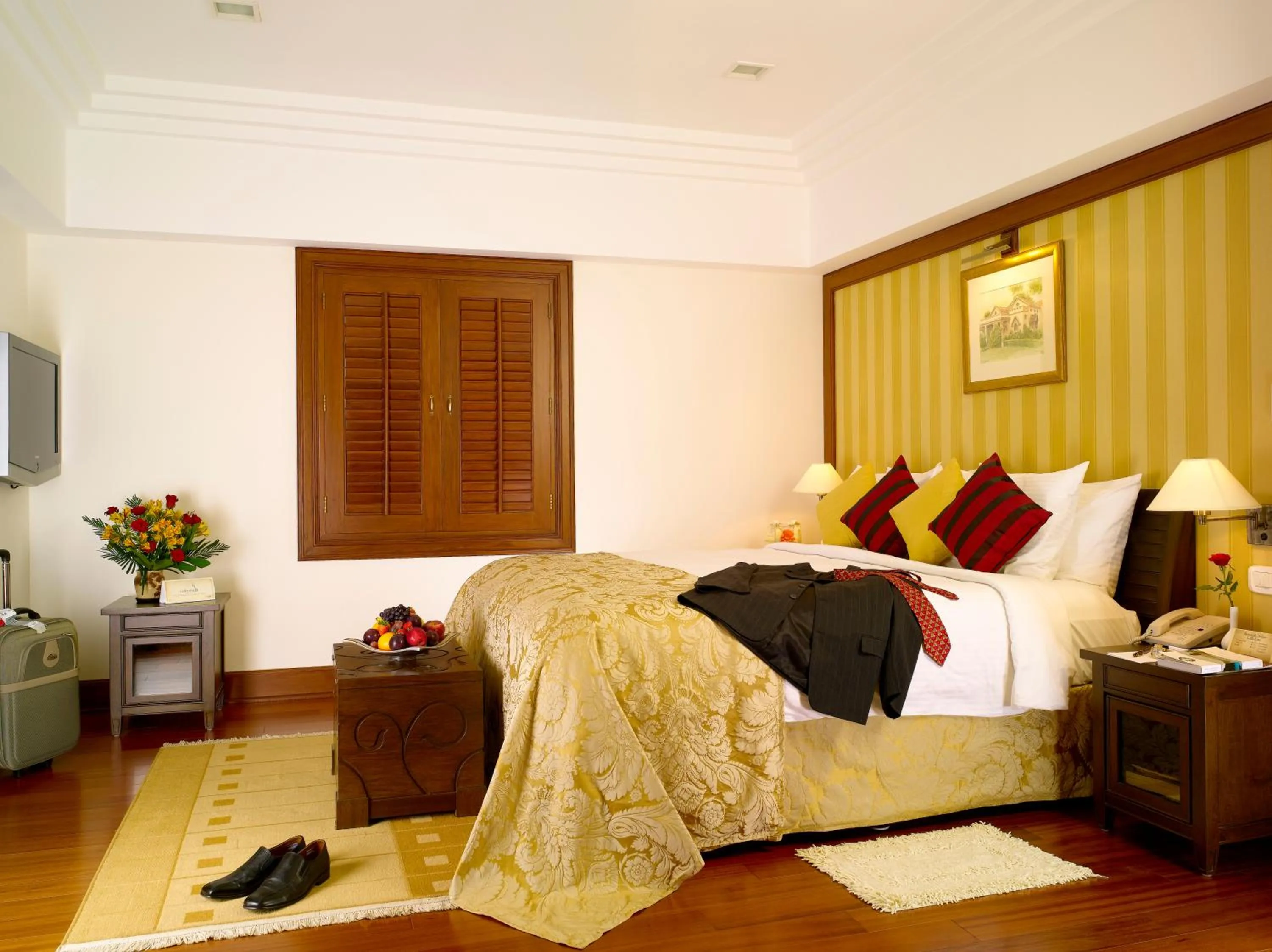 Photo of the whole room, Bed in The Paul Bangalore