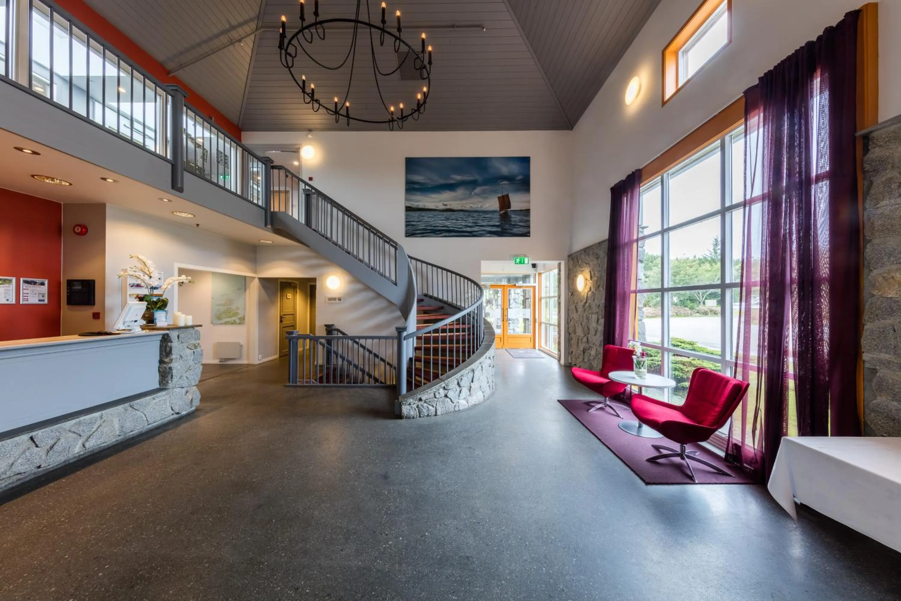 Day in Dolmsundet Hotell Hitra