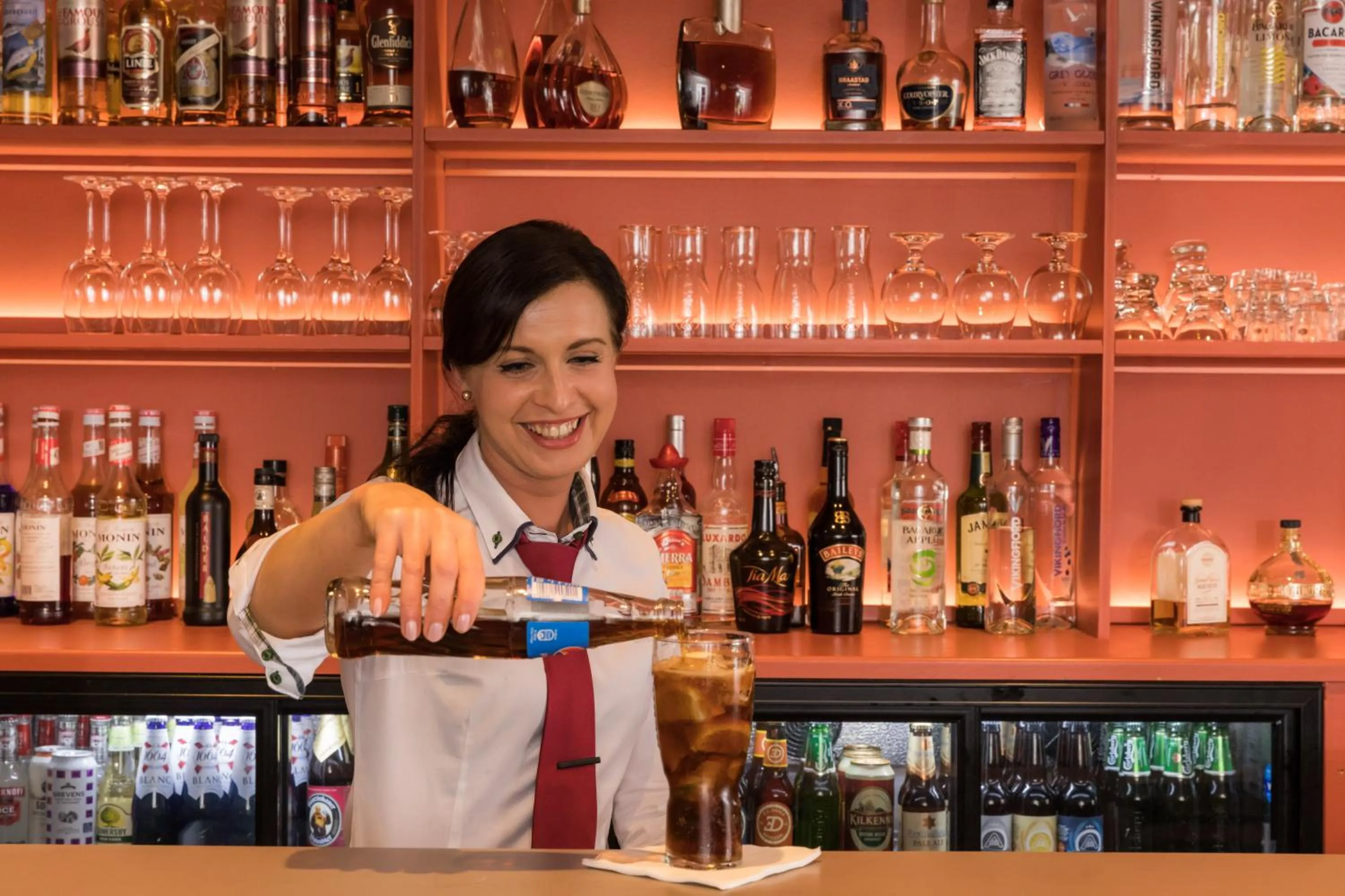 Lounge or bar in Dolmsundet Hotell Hitra