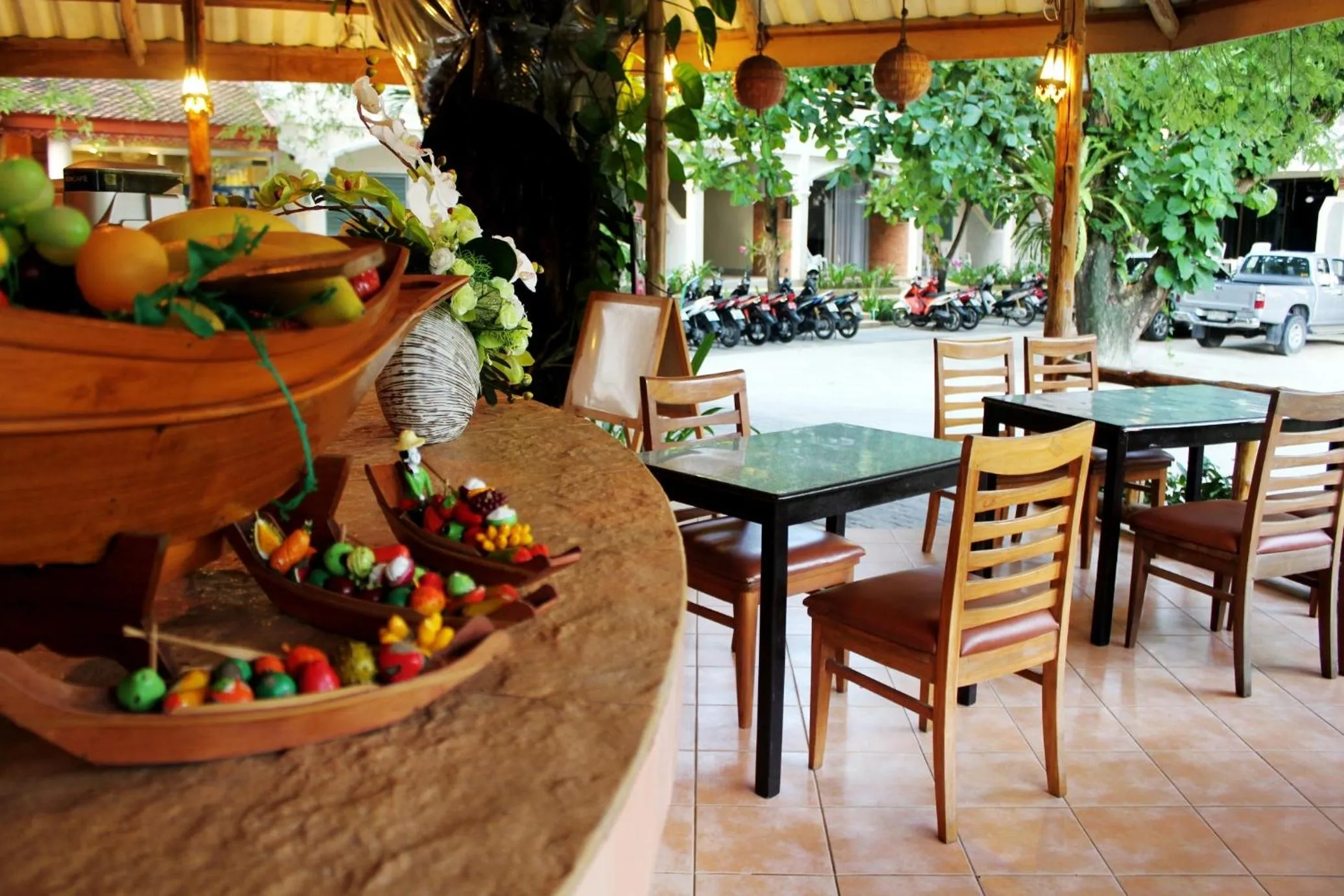 Restaurant/places to eat in Baan Pron Phateep