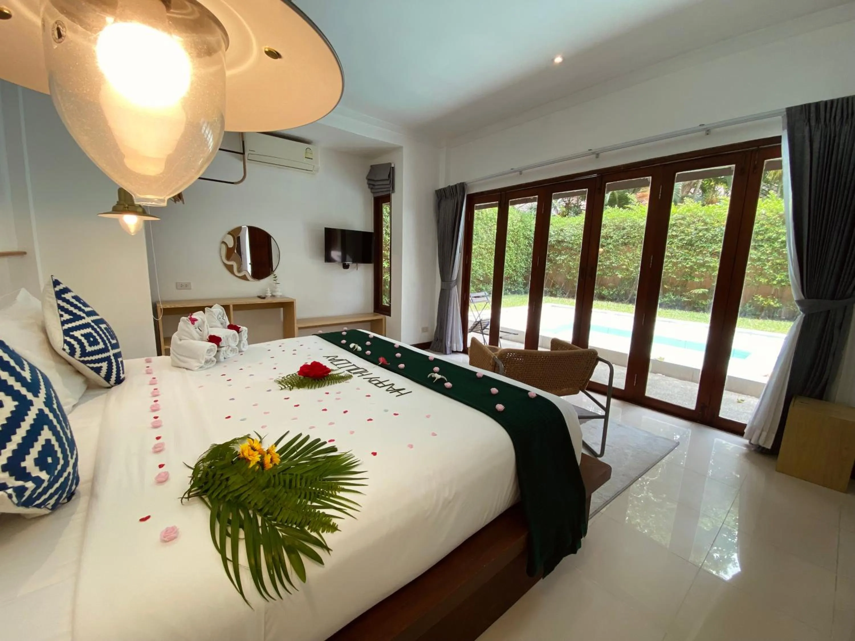 Bedroom, Bed in Baan Khao Hua Jook