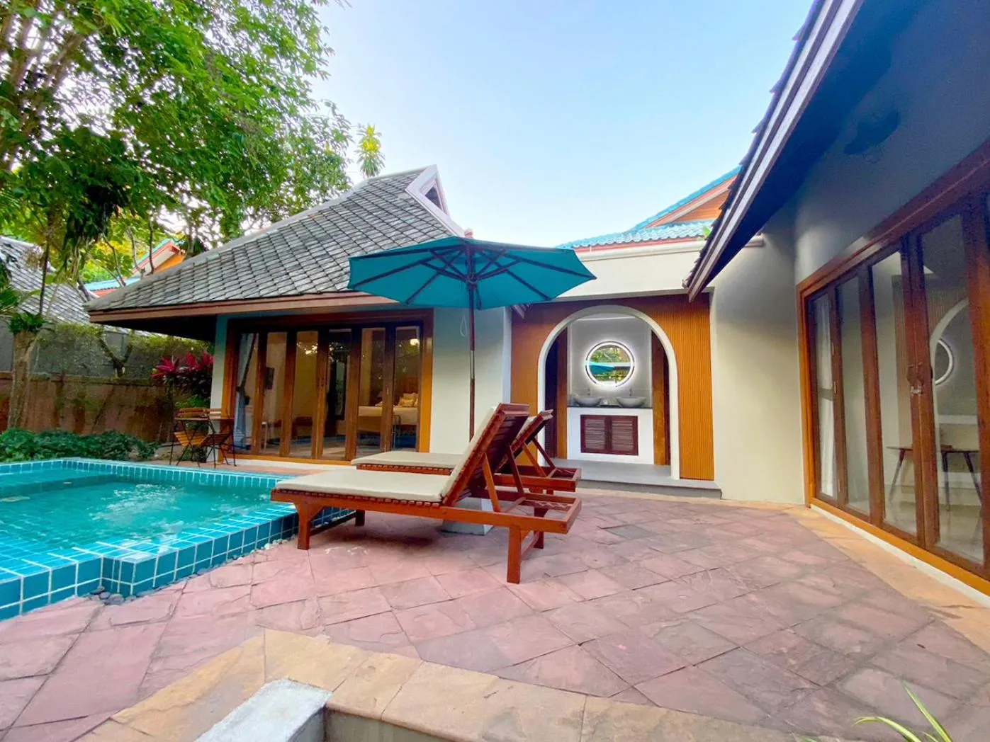 Swimming pool in Baan Khao Hua Jook