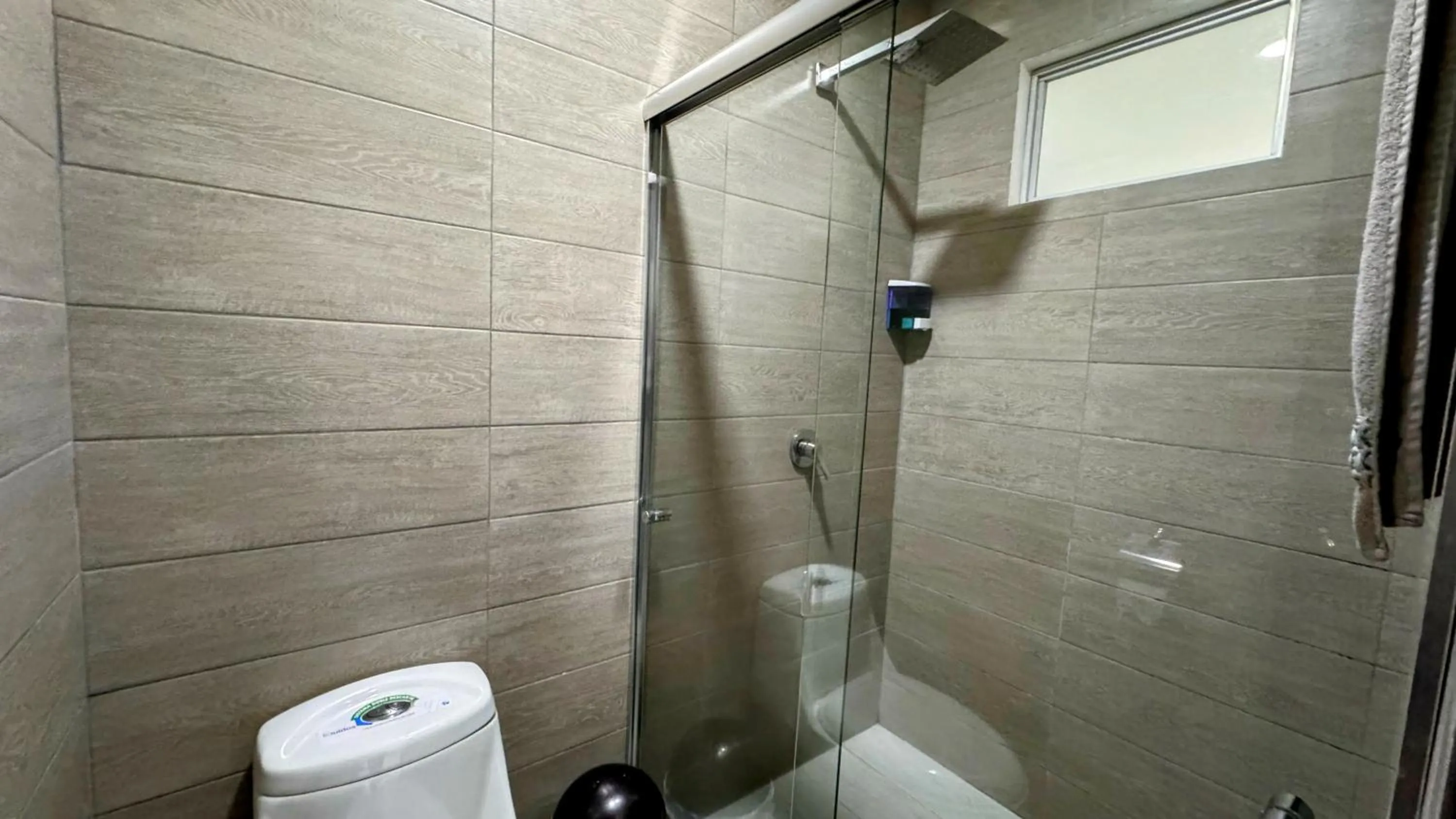 Shower in Edificio Tofino