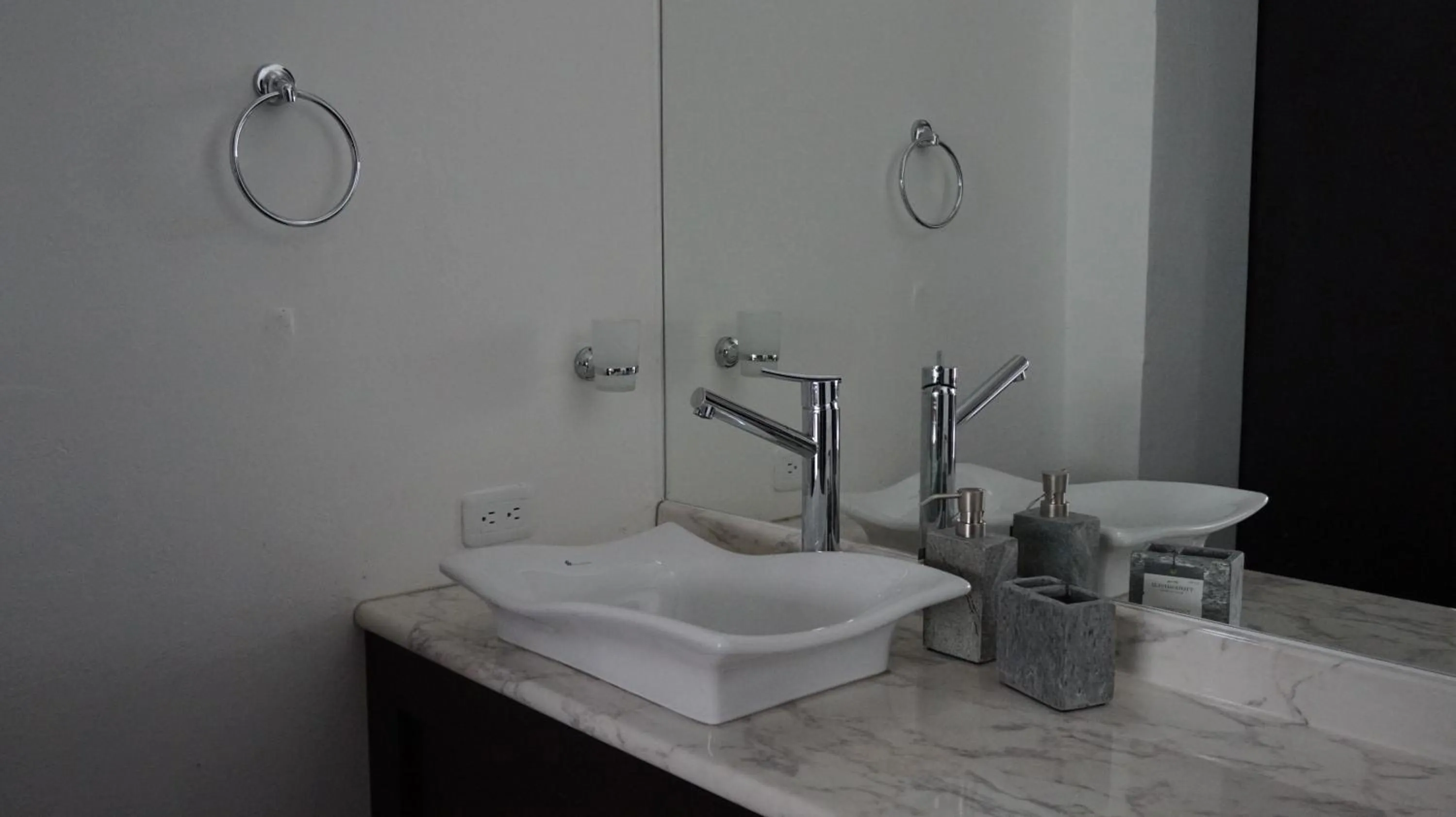 Bathroom in Edificio Tofino