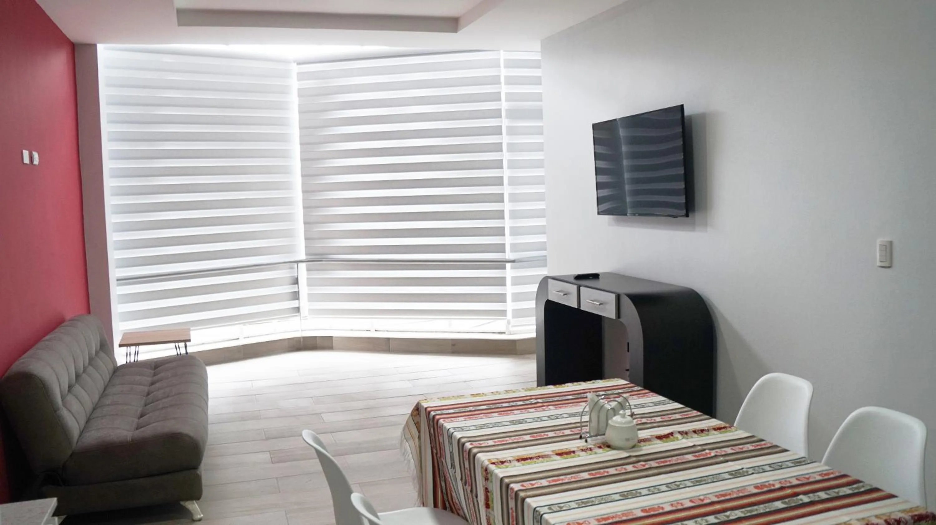 TV and multimedia in Edificio Tofino