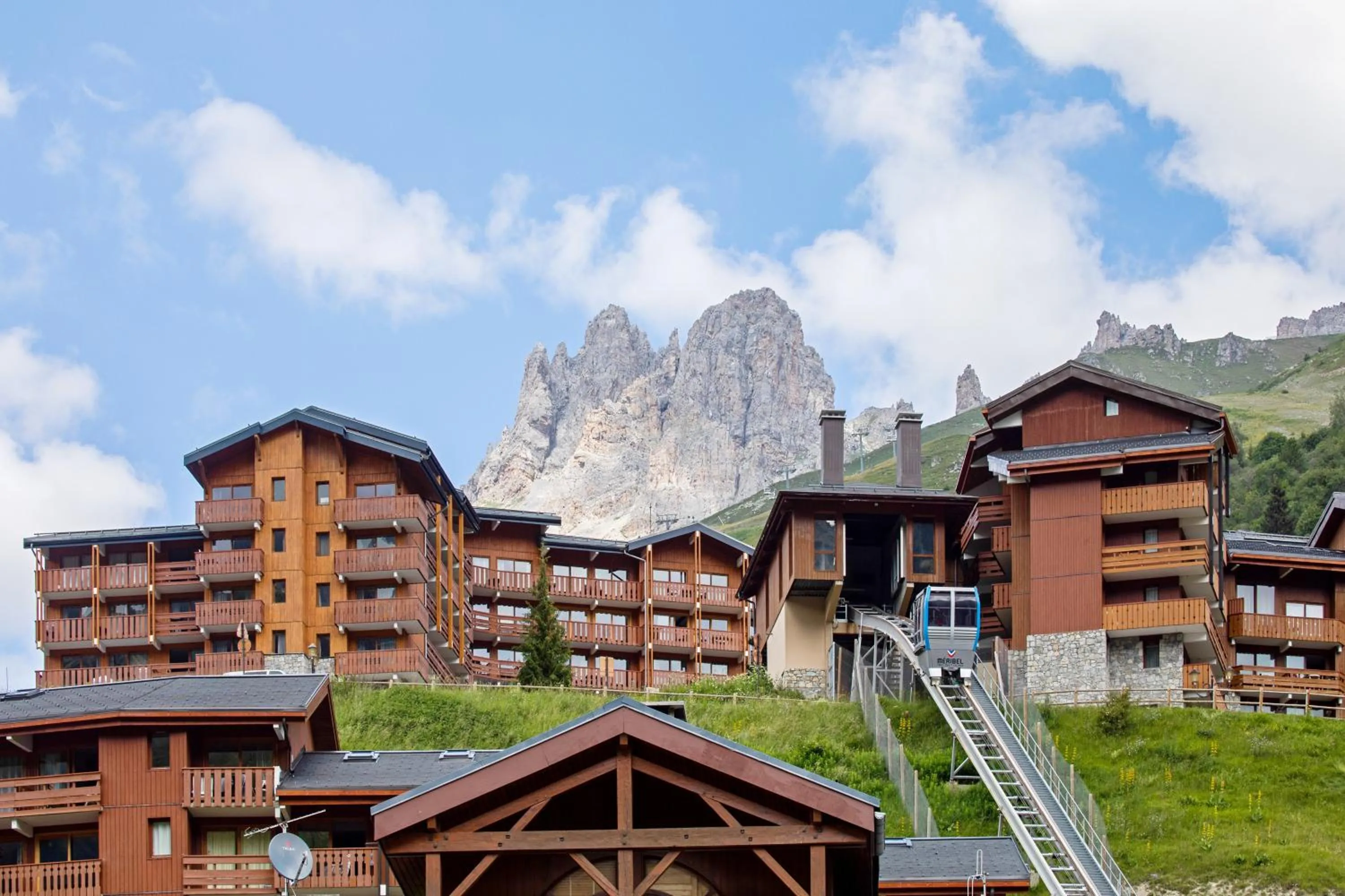 Property building in Résidence Pierre & Vacances Premium les Crets