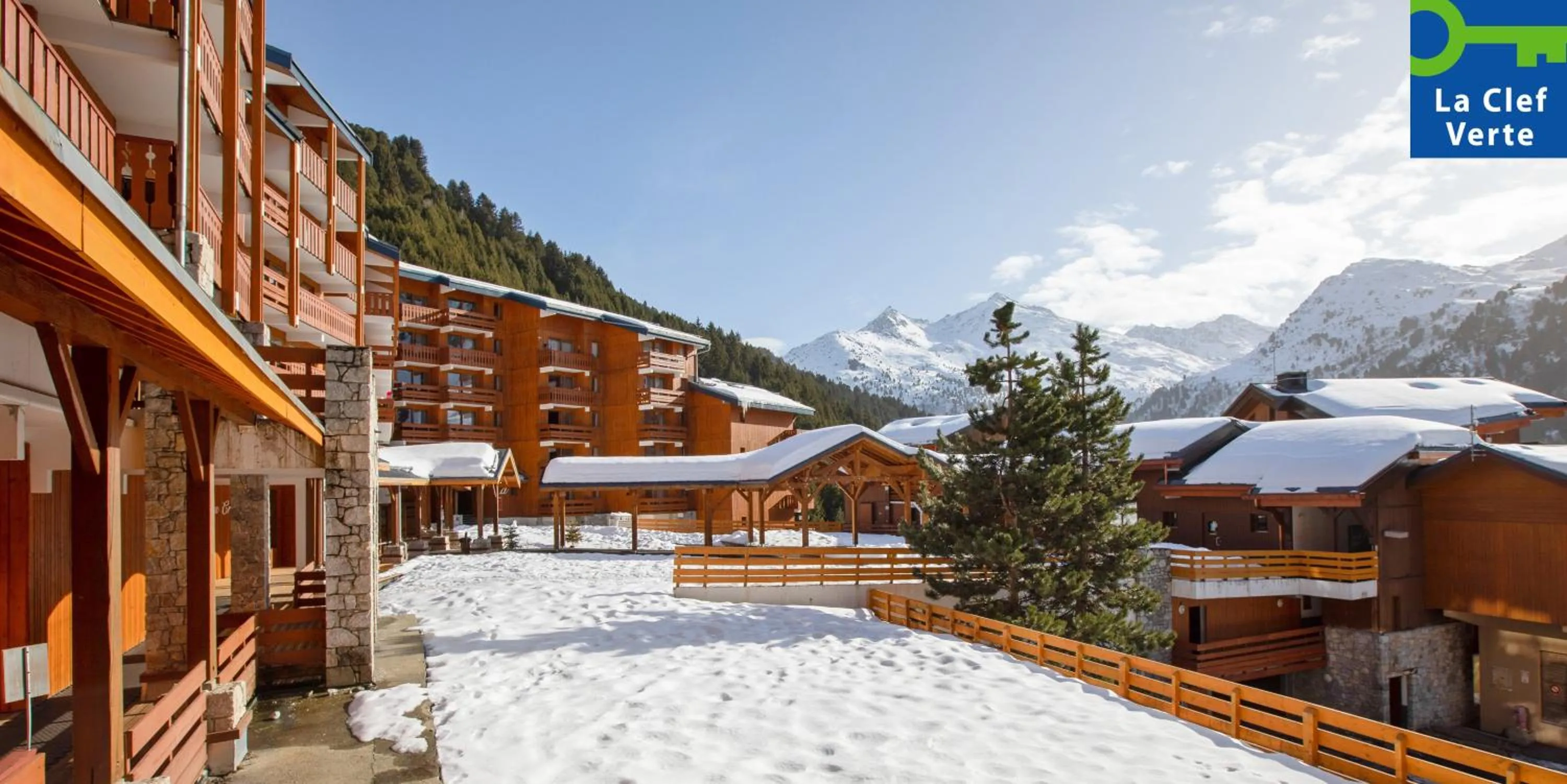 Property building in Résidence Pierre & Vacances Premium les Crets