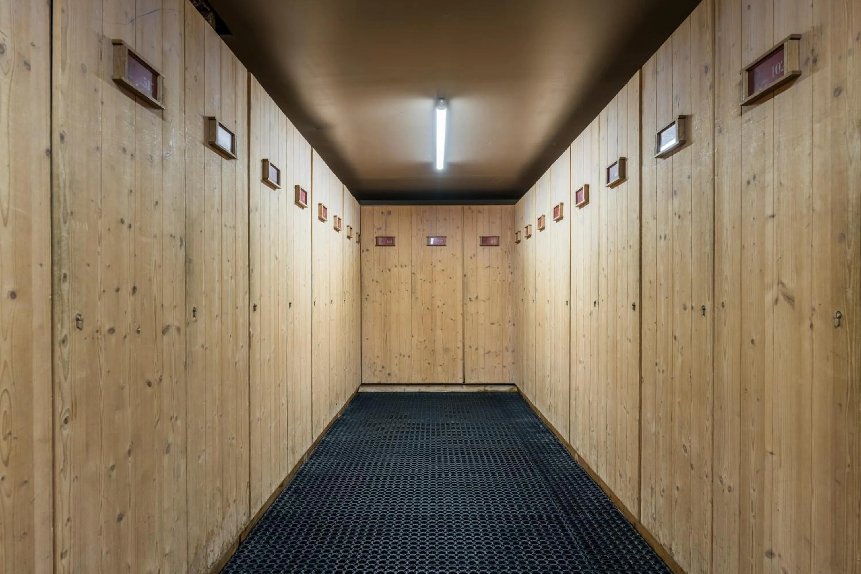 Skiing in Résidence Pierre & Vacances Premium les Crets