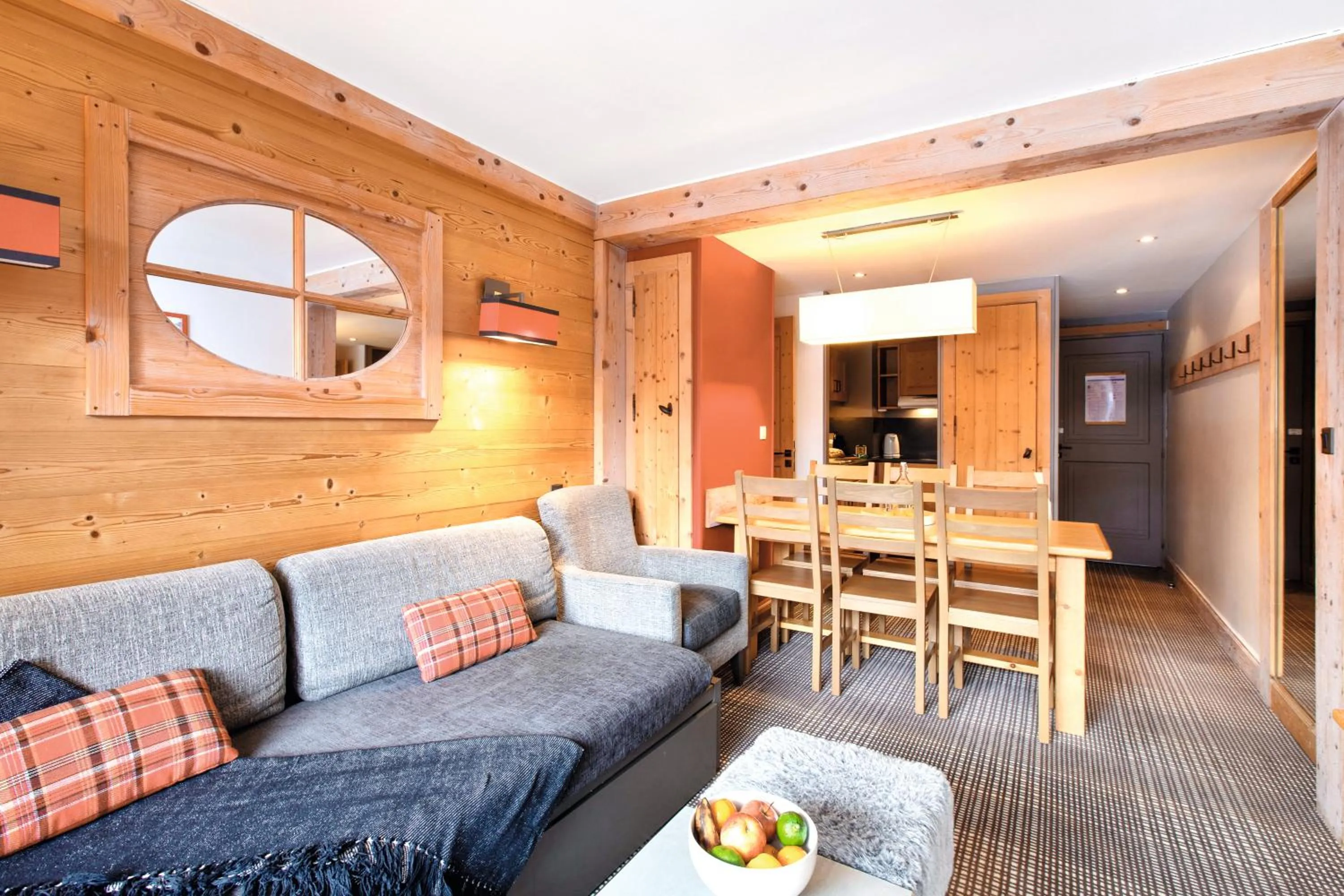 Kitchen or kitchenette in Résidence Pierre & Vacances Premium les Crets