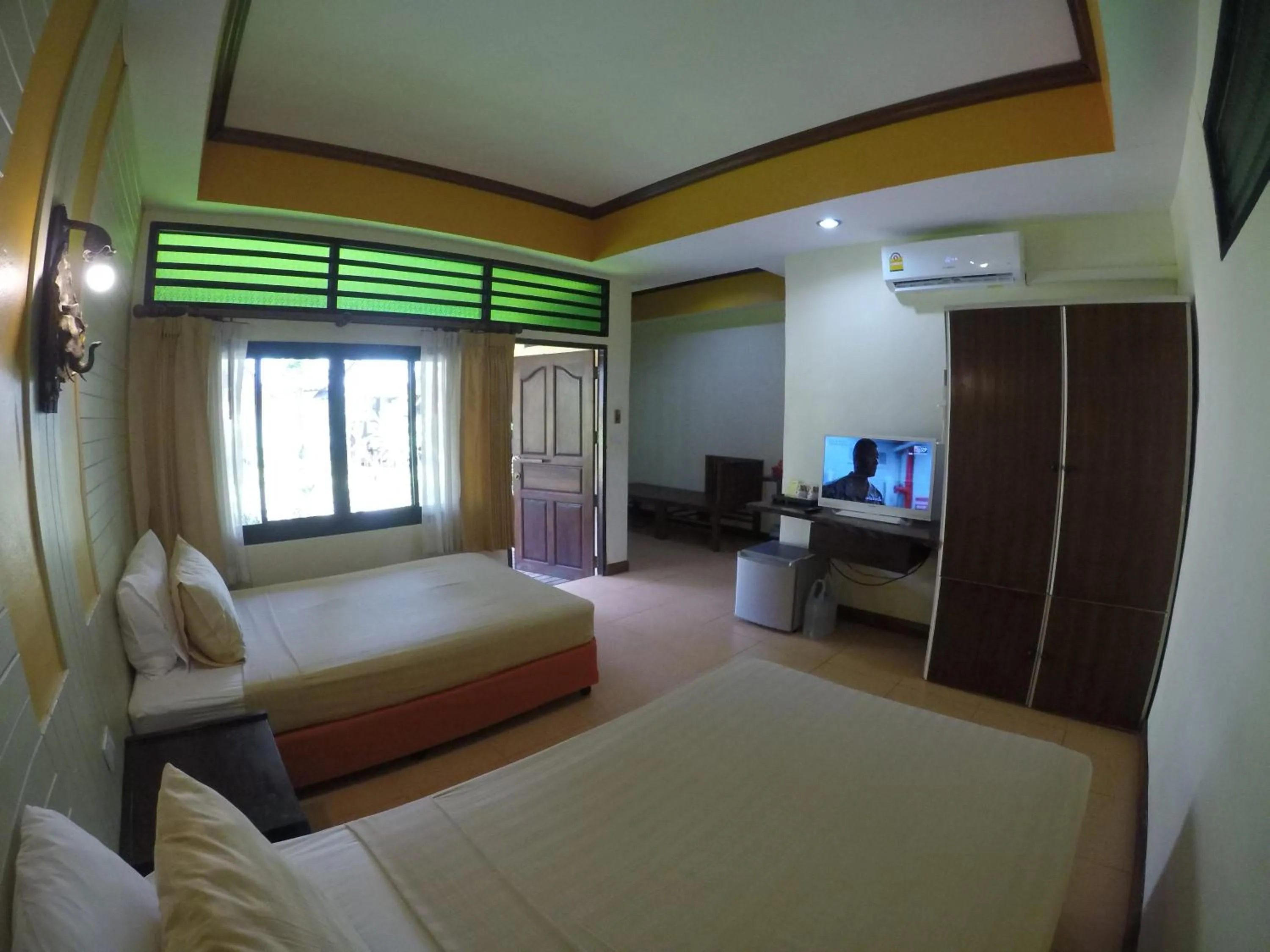 Photo of the whole room, Bed in OP Bungalow