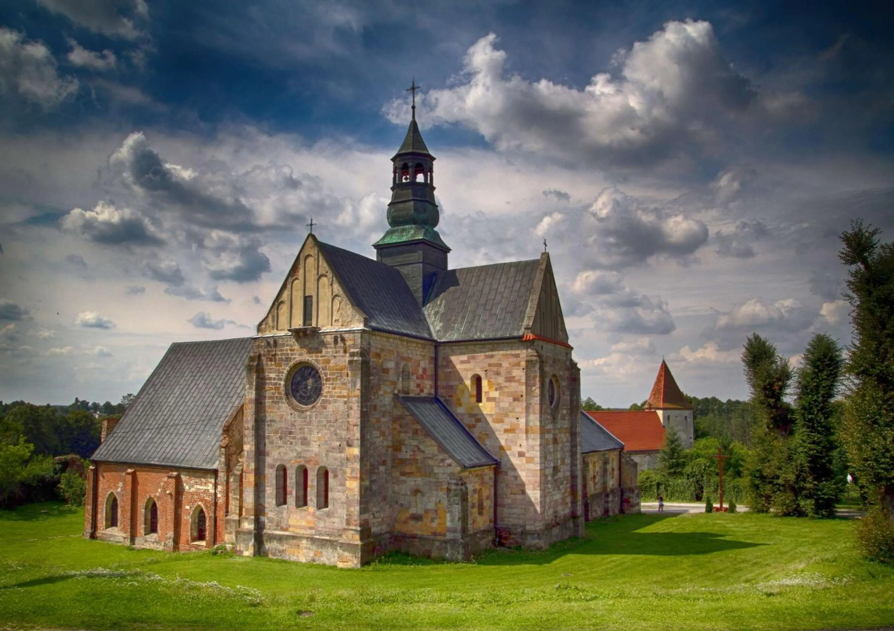 Property building in Hotel Podklasztorze