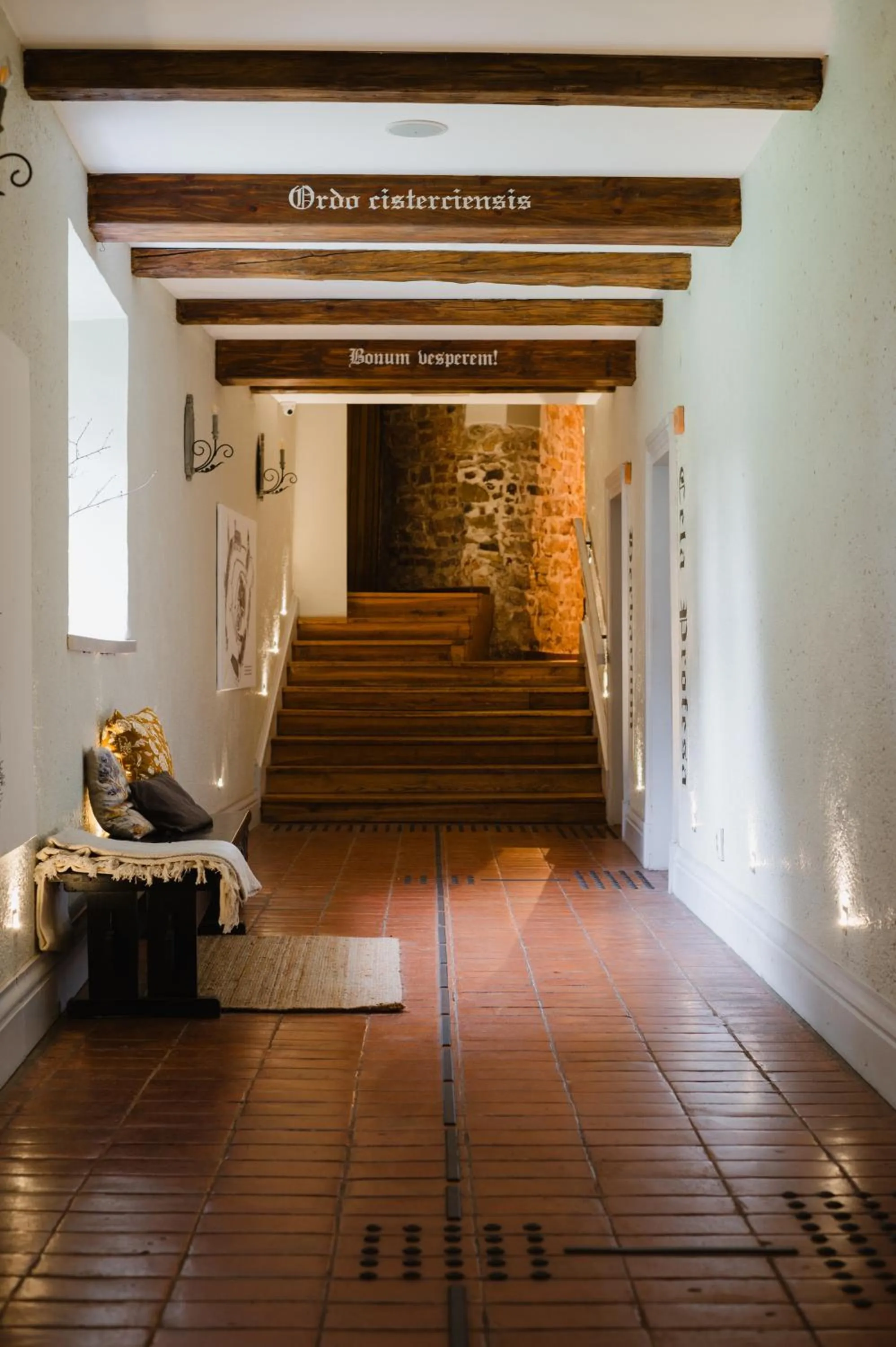 Lobby or reception in Hotel Podklasztorze