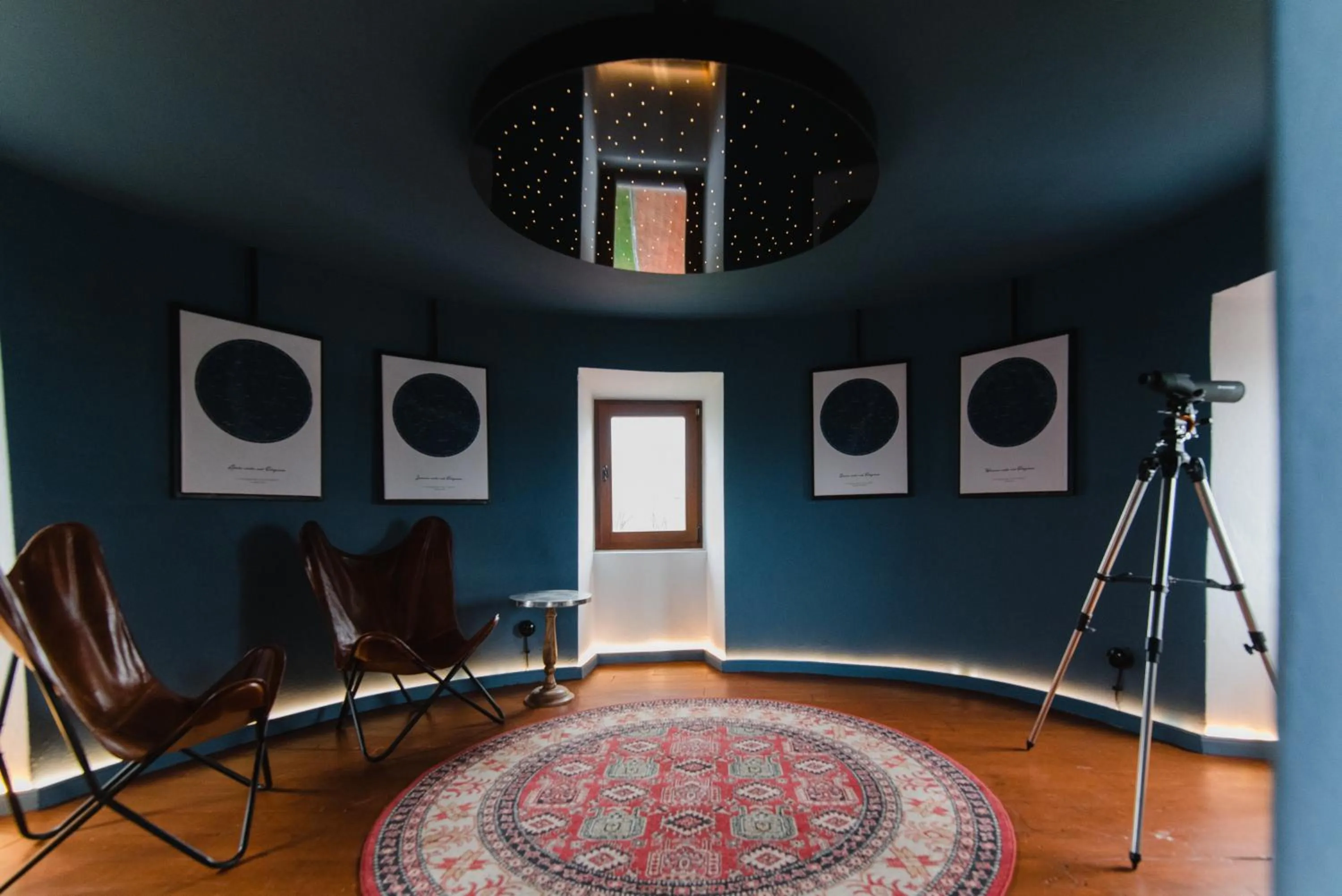 Seating area in Hotel Podklasztorze