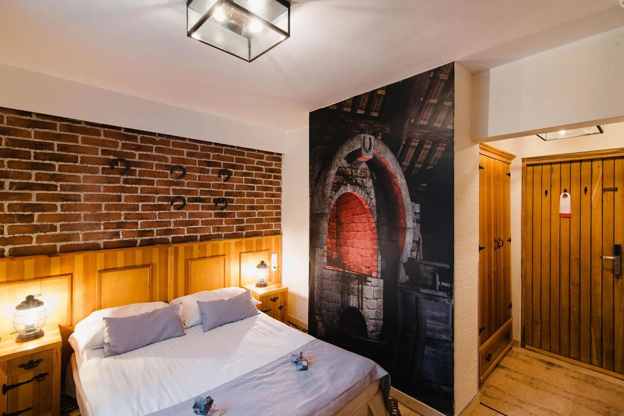 Bed in Hotel Podklasztorze