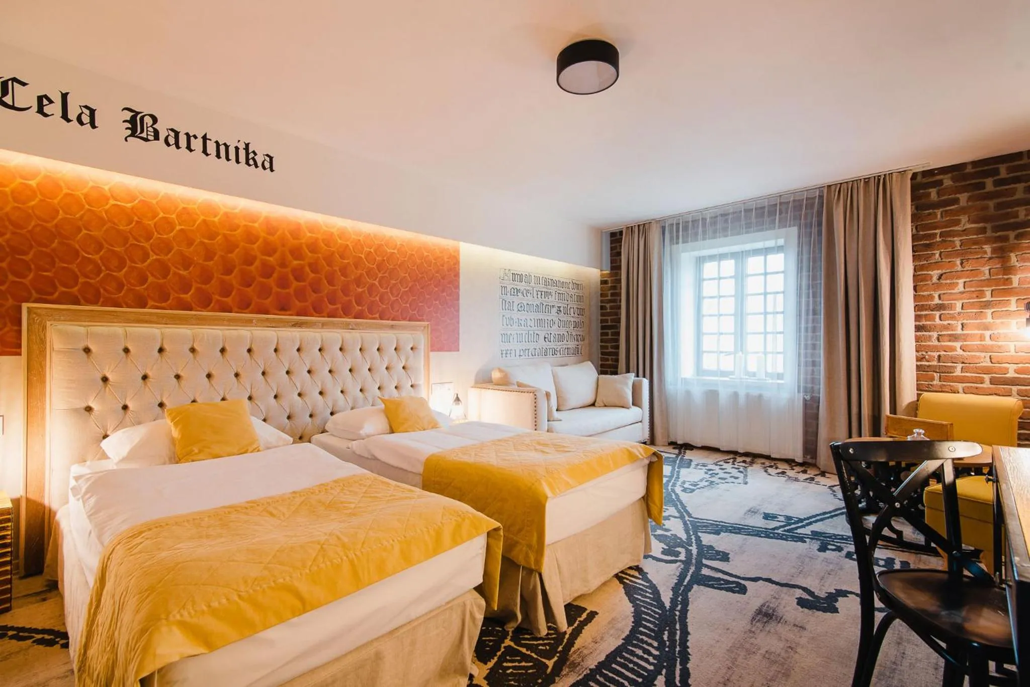 Bed in Hotel Podklasztorze