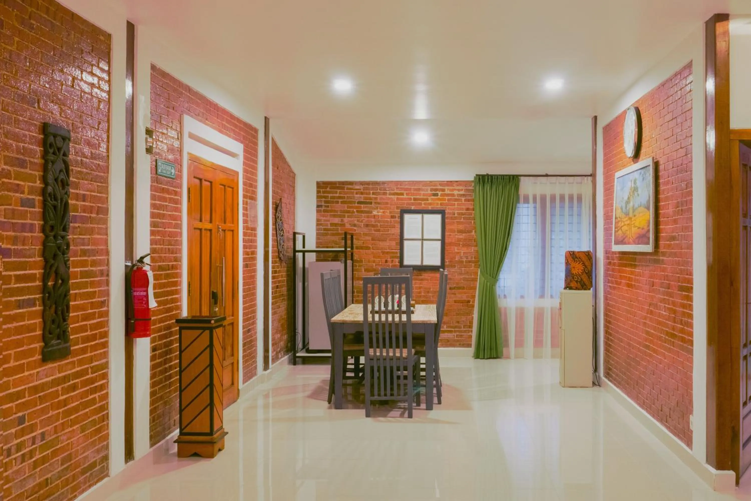 Kitchen or kitchenette in Jambuluwuk Convention Hall & Resort Batu