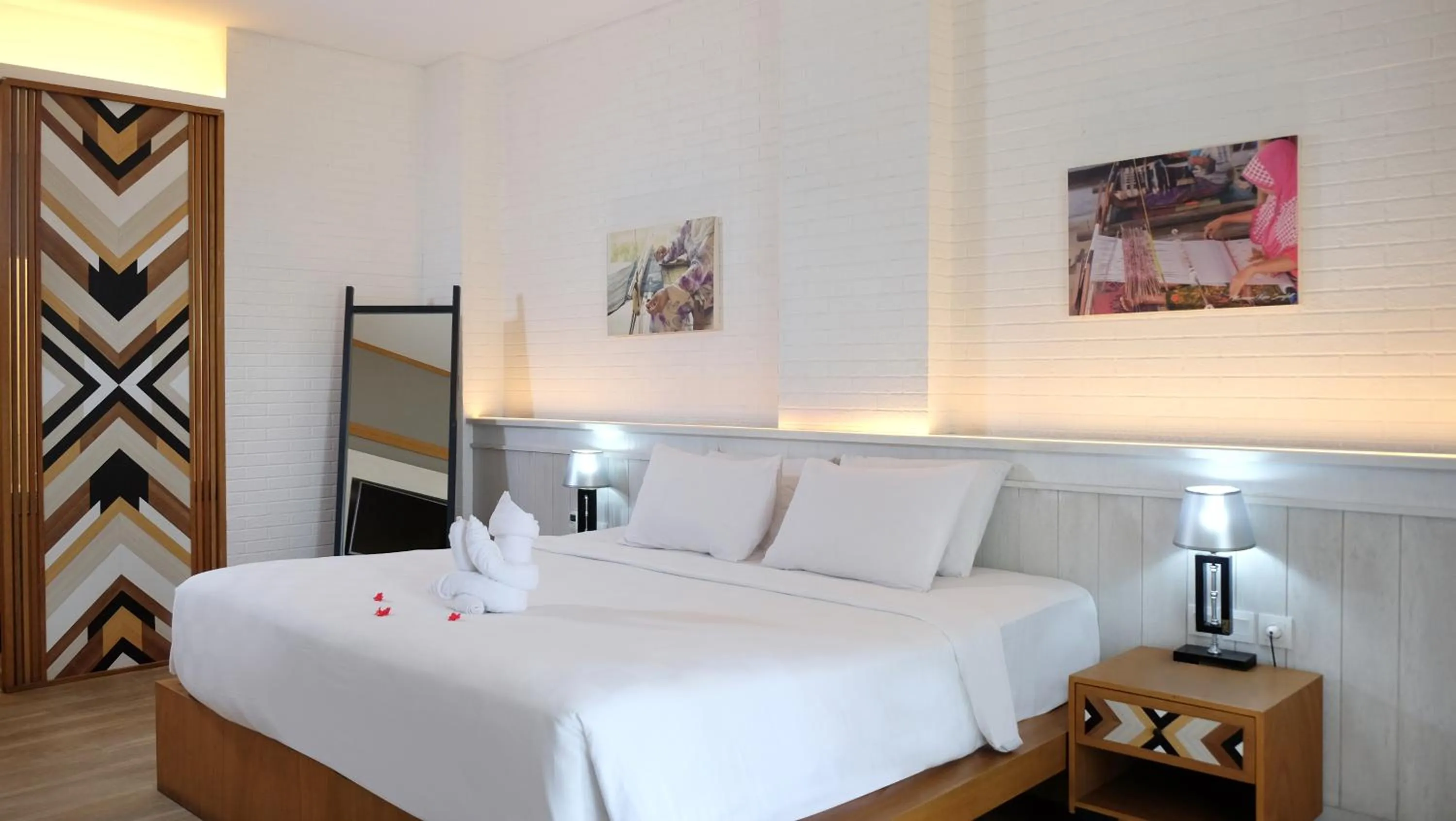 Bedroom, Bed in Jambuluwuk Convention Hall & Resort Batu