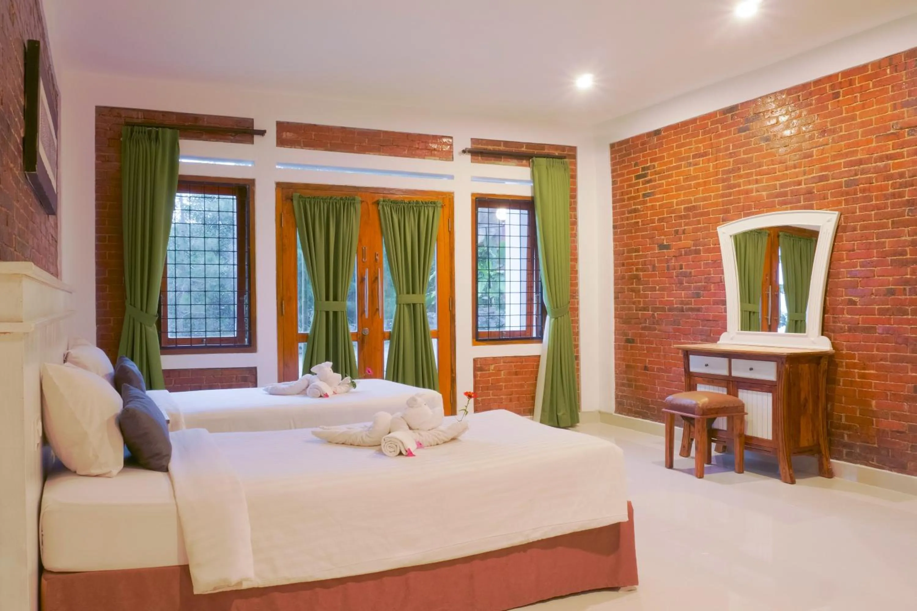 Bedroom, Bed in Jambuluwuk Convention Hall & Resort Batu