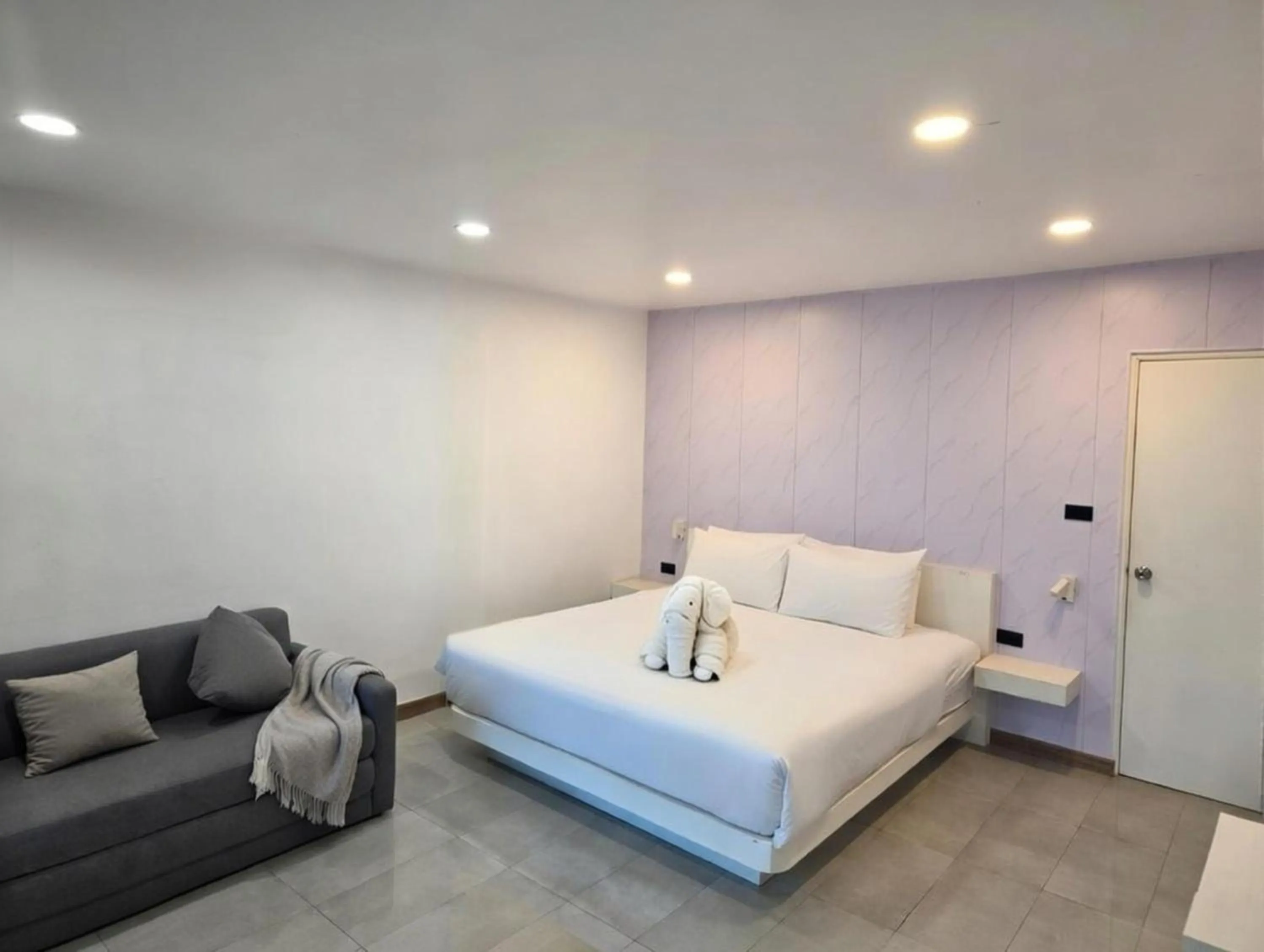 Bedroom, Bed in Samui Pier Beach Front & Resort