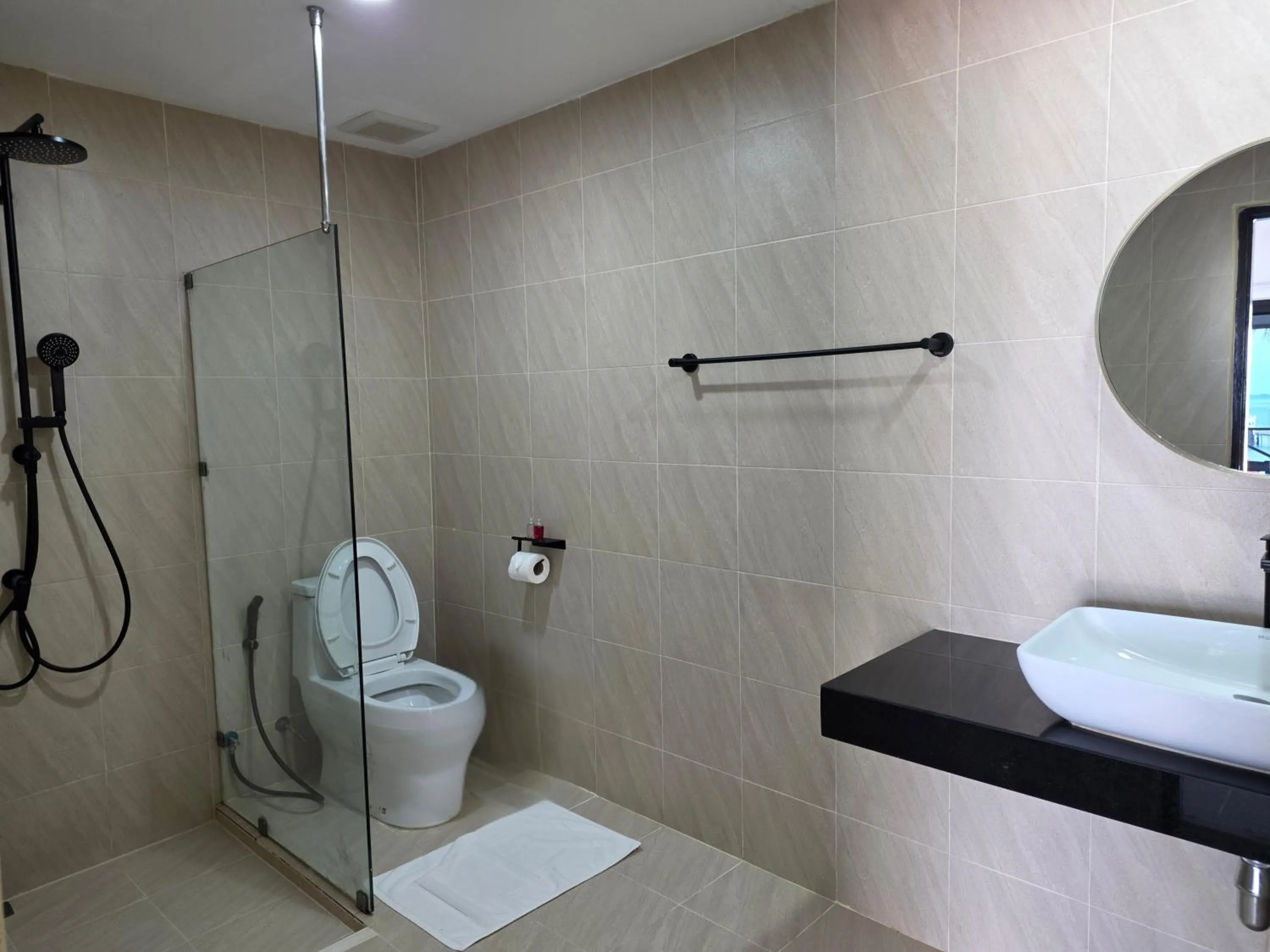 Shower in Samui Pier Beach Front & Resort