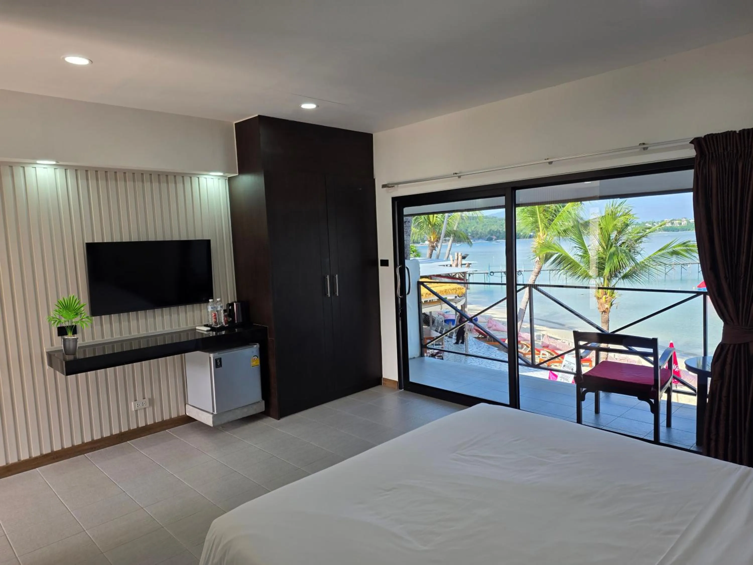 Natural landscape, Bed in Samui Pier Beach Front & Resort
